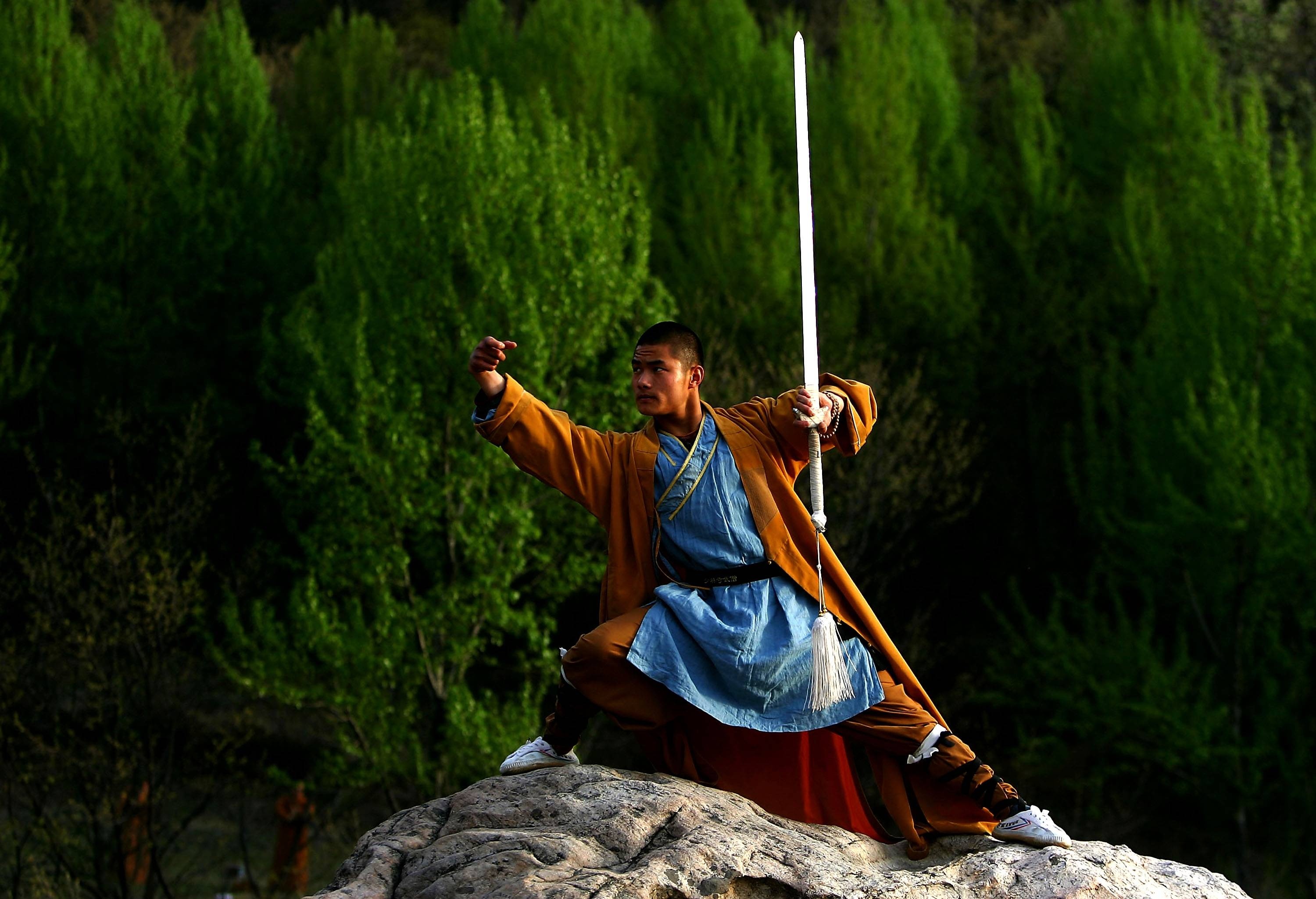 Sword pose, Shaolin Kung Fu Wallpaper, 3000x2050 HD Desktop