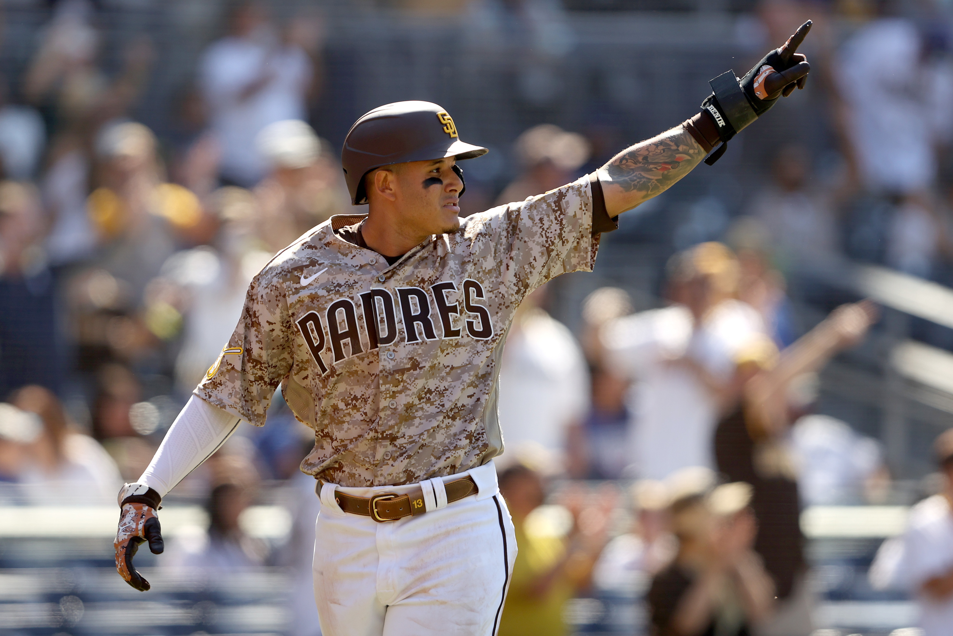 Petco Park, Manny Machado Wallpaper, 3200x2140 HD Desktop