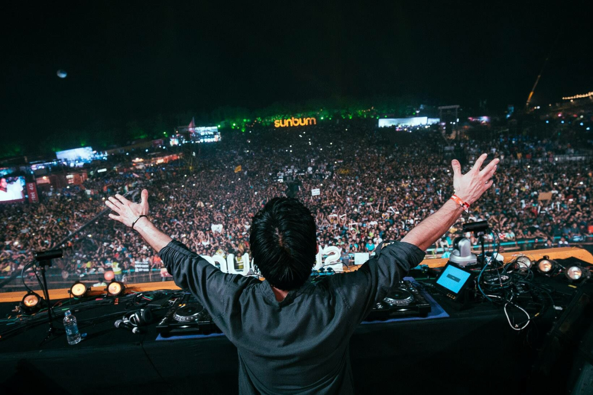 Sunburn Goa 2015, KSHMR Wallpaper, 2030x1350 HD Desktop