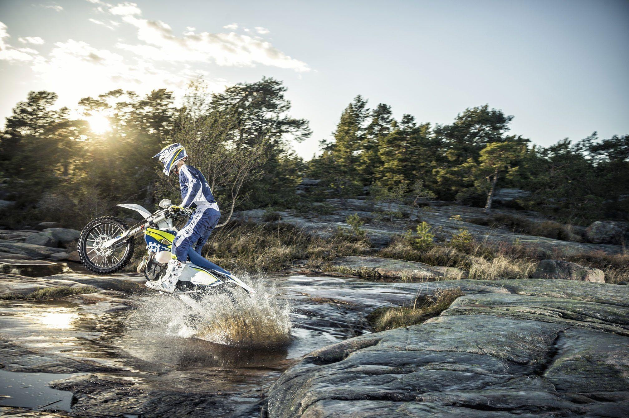 Moutain River Off-road, Enduro Motorbikes Wallpaper, 2020x1350 HD Desktop