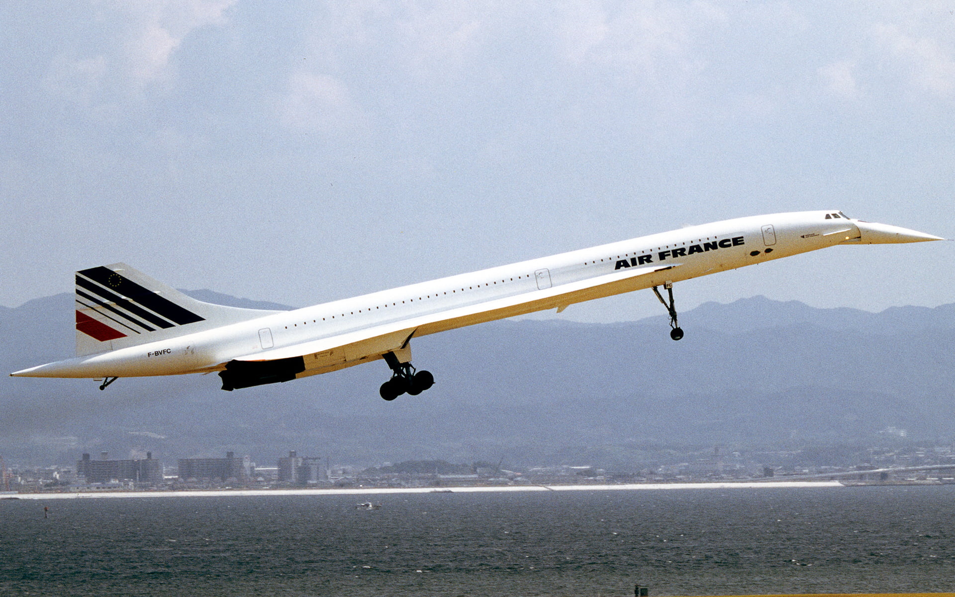 Concorde, Parked Gray, Commercial Airplane, Vintage, 1920x1200 HD Desktop