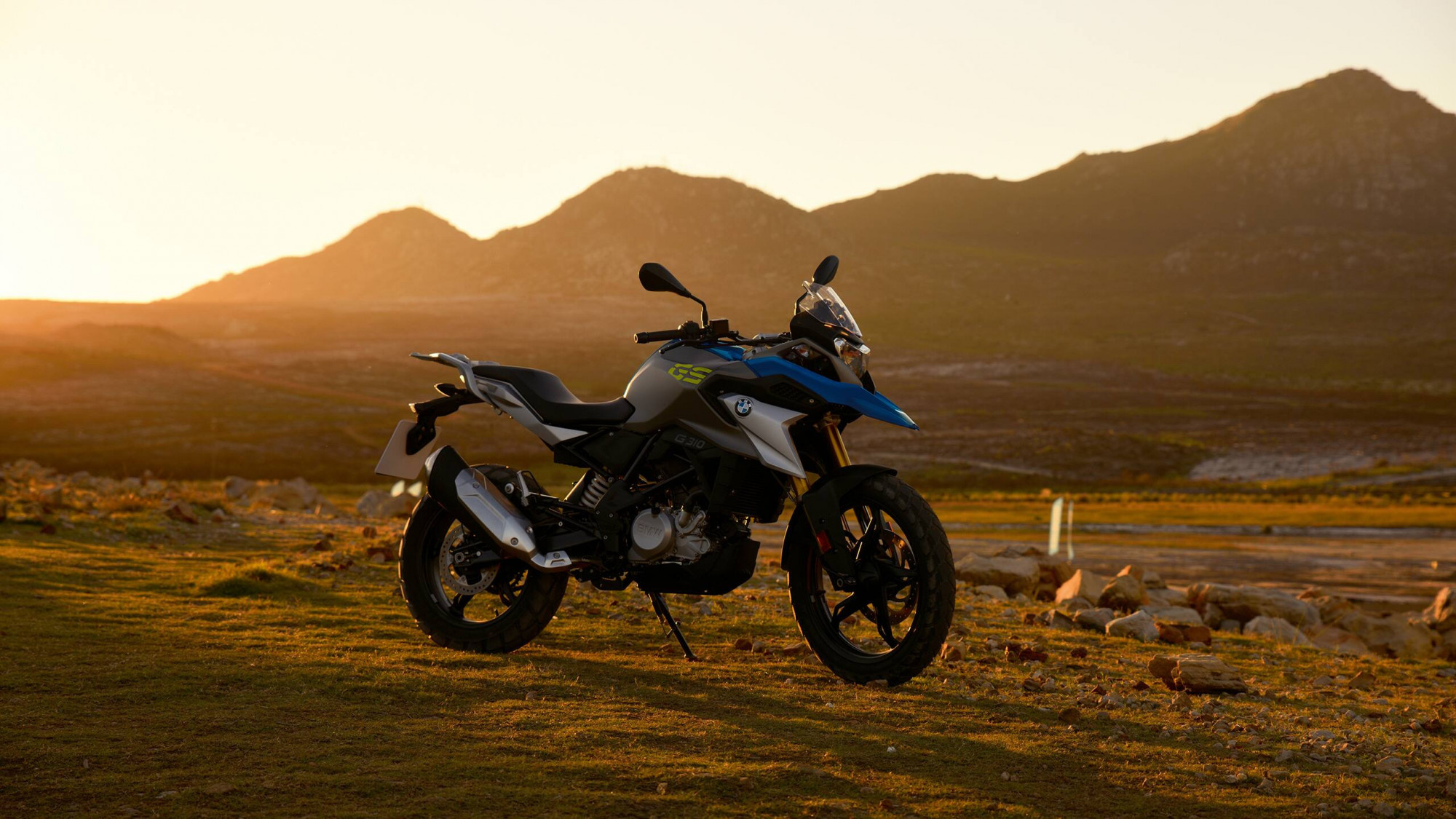 BMW G 310 GS, Adventure awaits, Spanish accent, Thrilling rides, 2000x1130 HD Desktop