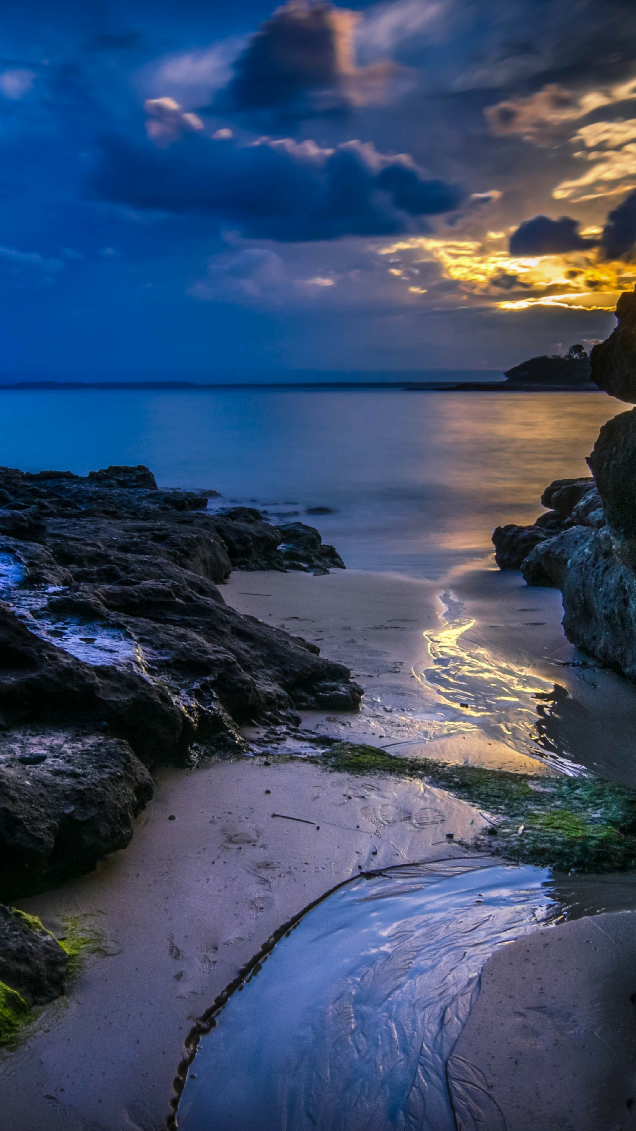 Summer sunset, Ocean evening, Cloudy sky, Stunning summer scenery, 2160x3840 4K Phone