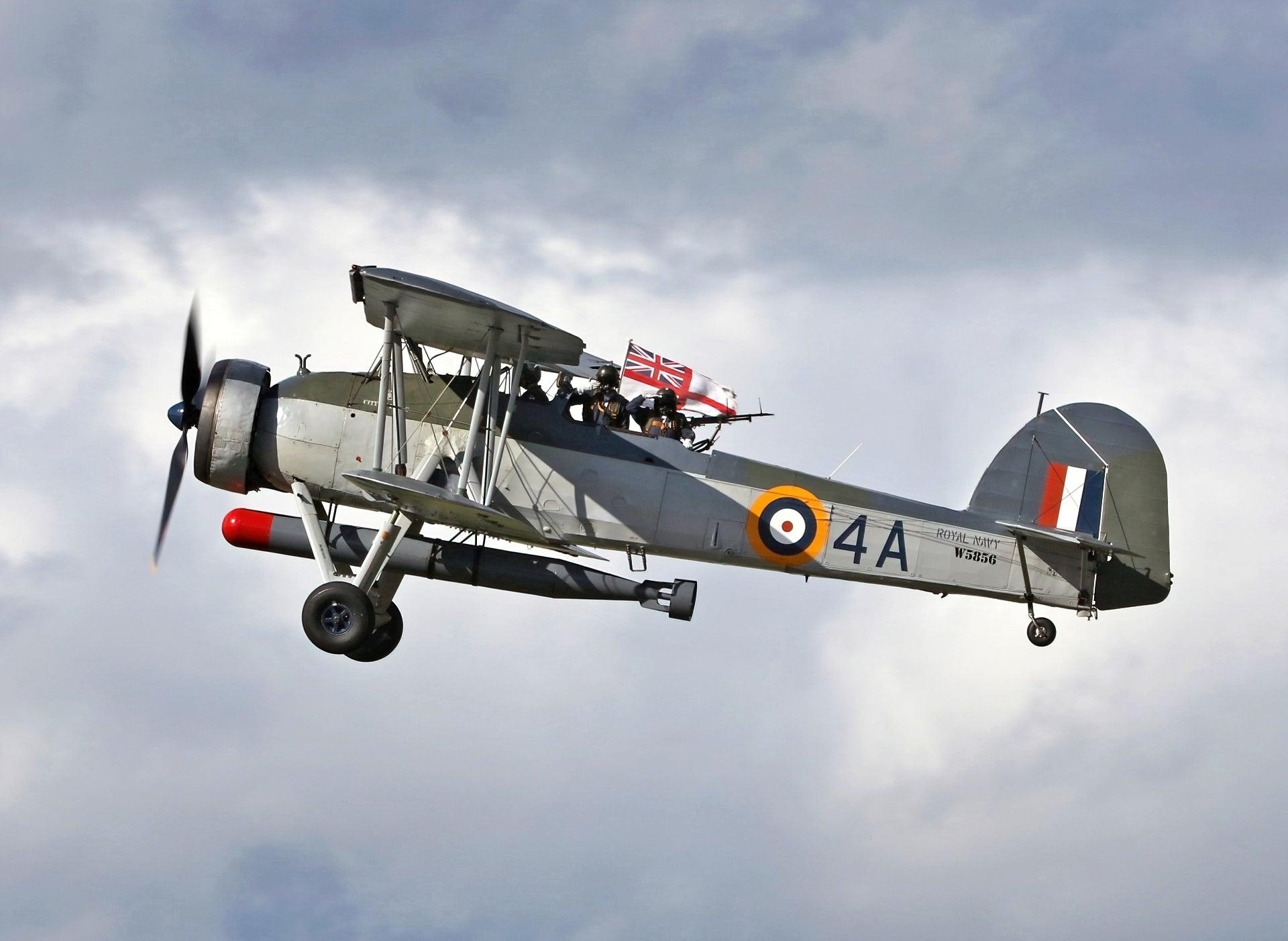 Biplane, Fairey Swordfish, Photo Print, 1920x1410 HD Desktop