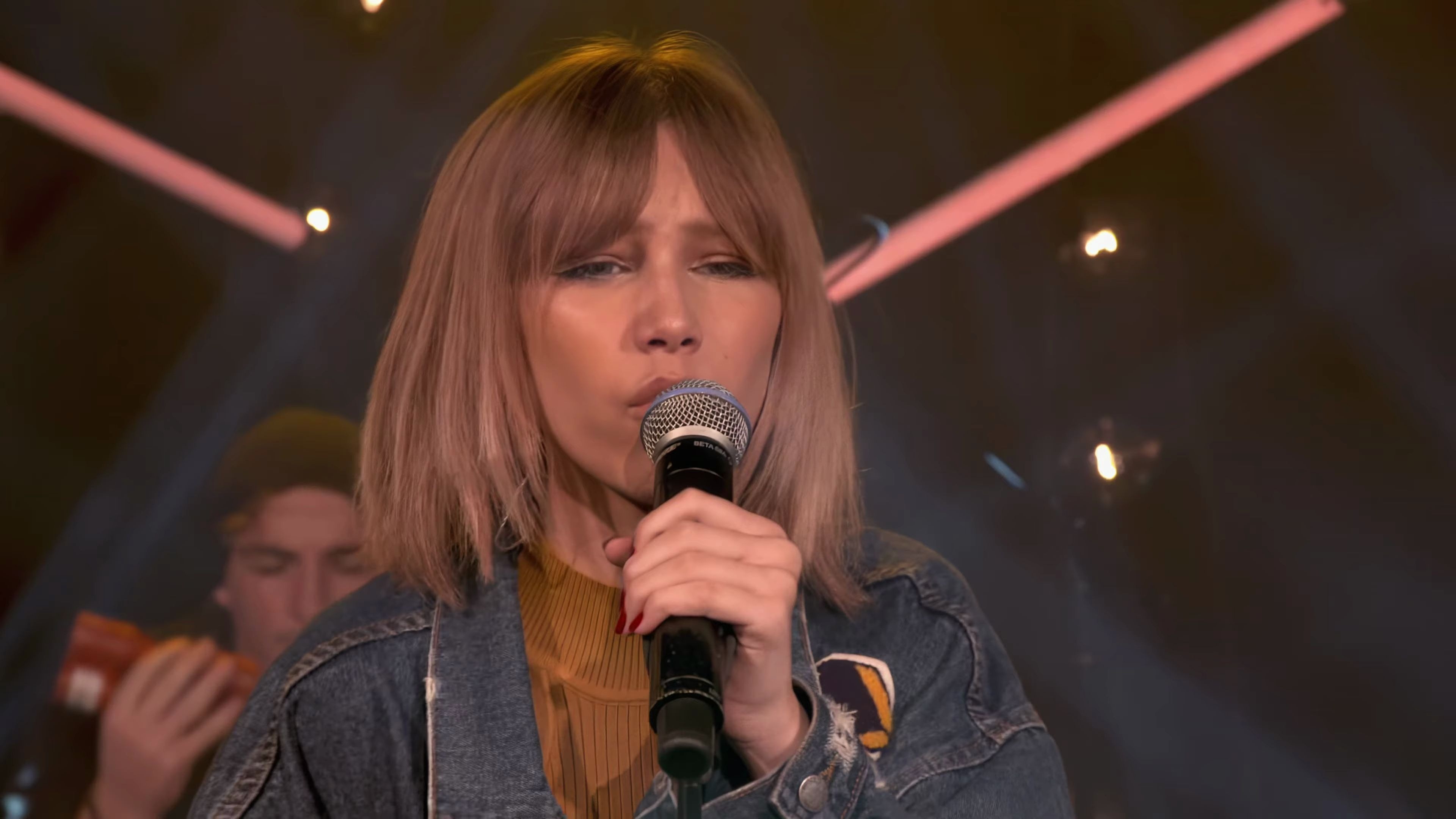 Grace VanderWaal, River performance, 4K quality, Upscaled video, 3840x2160 4K Desktop