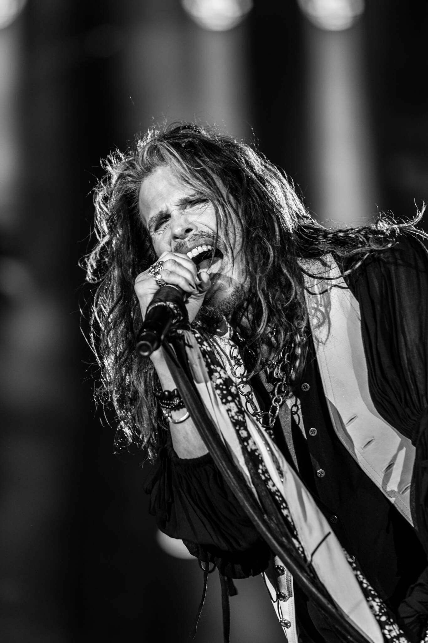 Steven Tyler, Aerosmith, Rock and Roll essence, Iconic frontman, 1370x2050 HD Phone