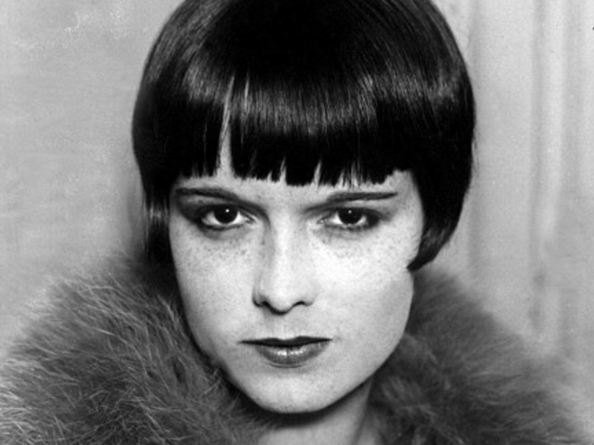 Louise Brooks, Freckles, Silent film era, Expert in Louise Brooks, 2050x1540 HD Desktop