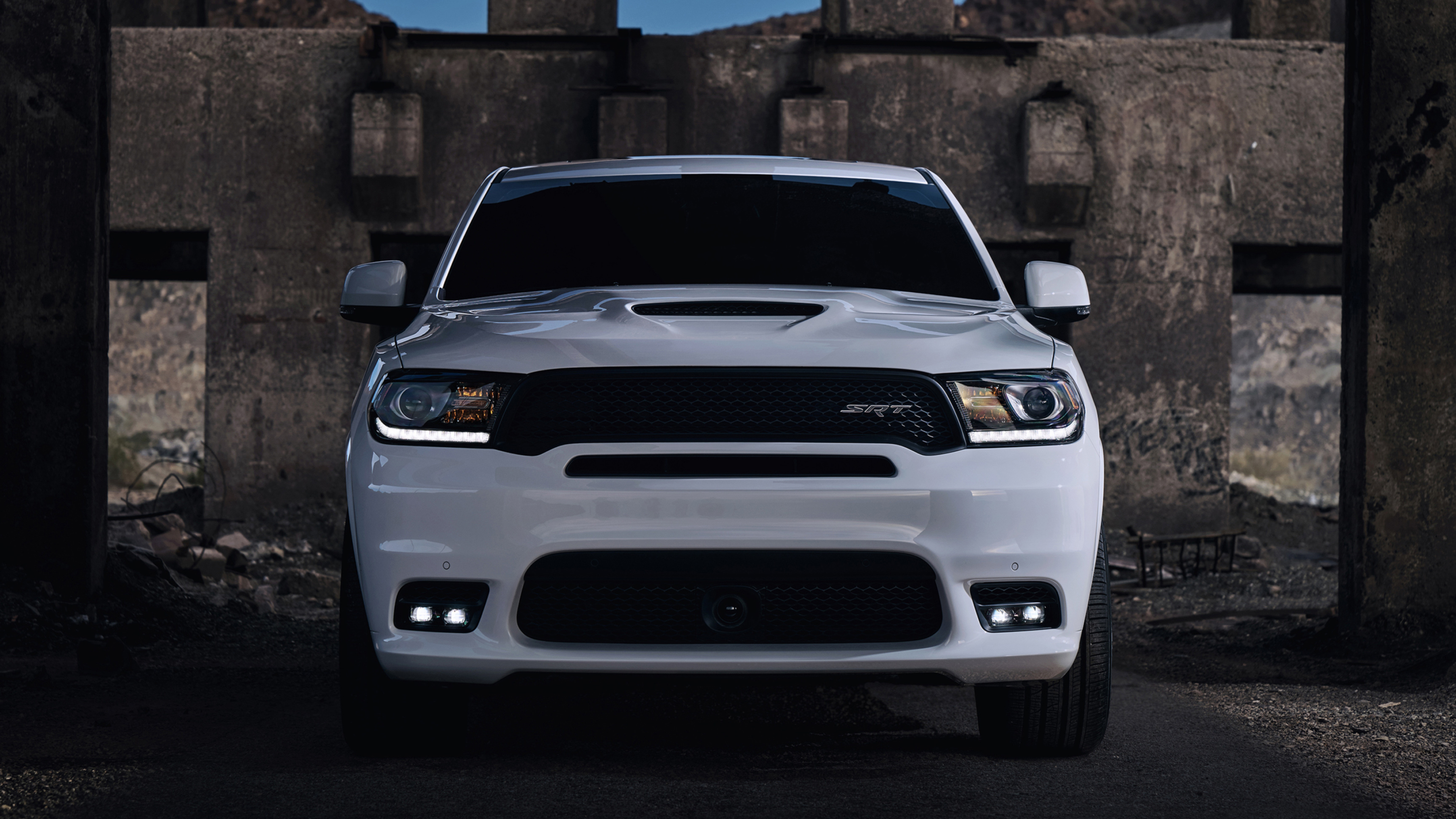 2017 SRT, Dodge Durango Wallpaper, 3840x2160 4K Desktop