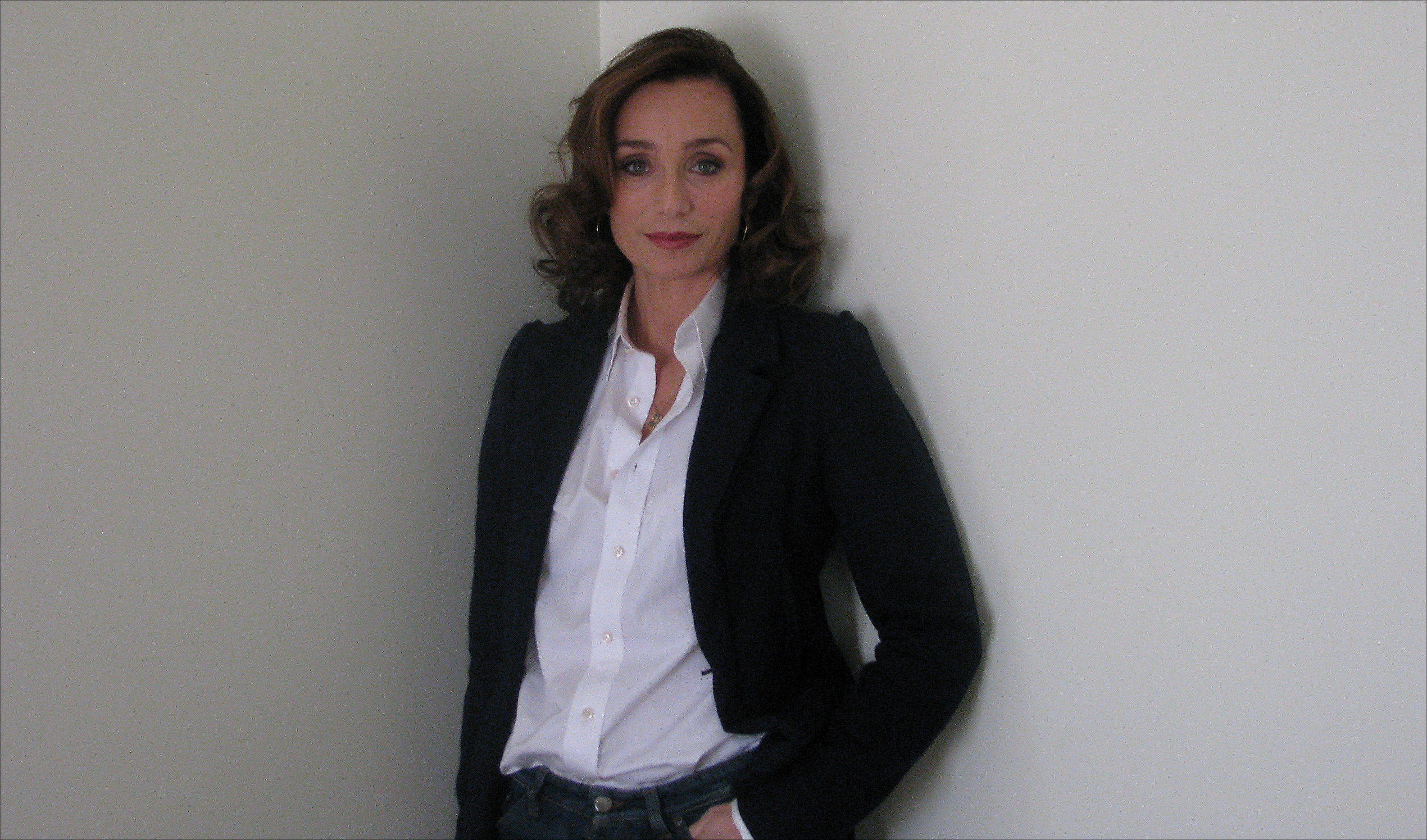 Kristin Scott Thomas, High-quality 4K wallpapers, Stunning visuals, Immersive experience, 3170x1870 HD Desktop