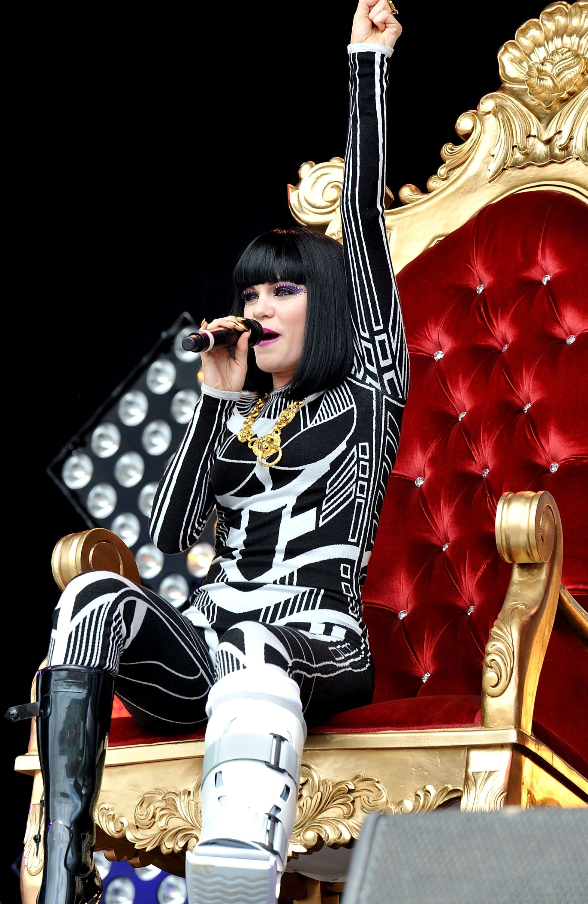 Jessie J, No source, Celebrity, Babe, 1960x3000 HD Phone