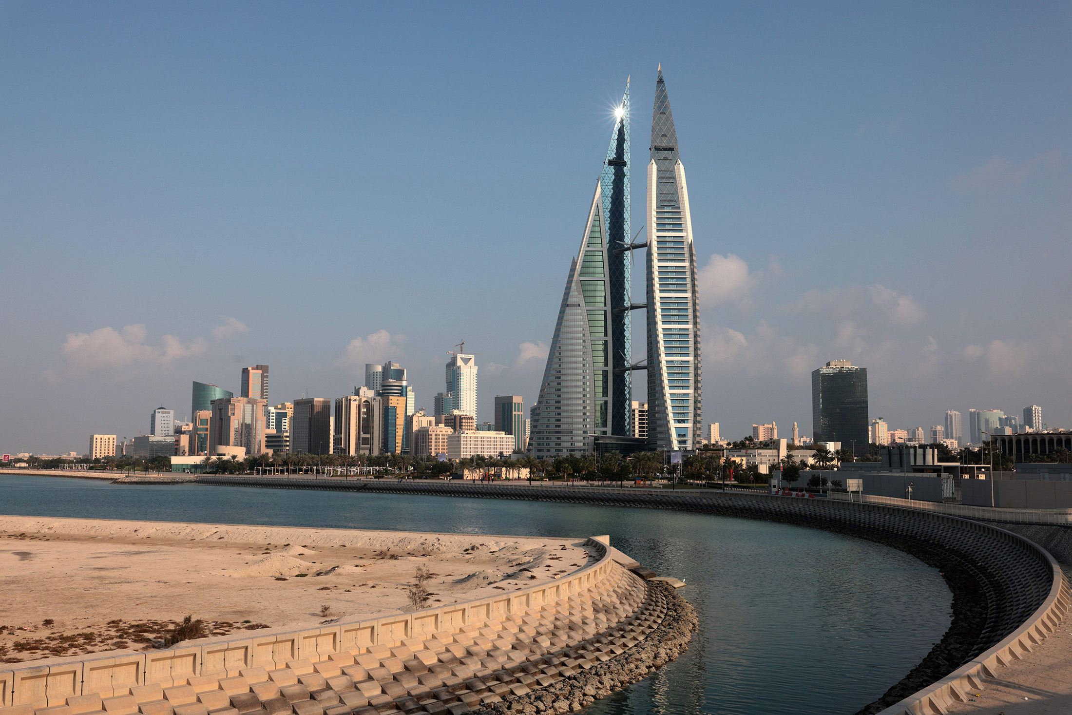 Bahrain economy, Growth projection, Bloomberg, Next year, 2200x1470 HD Desktop