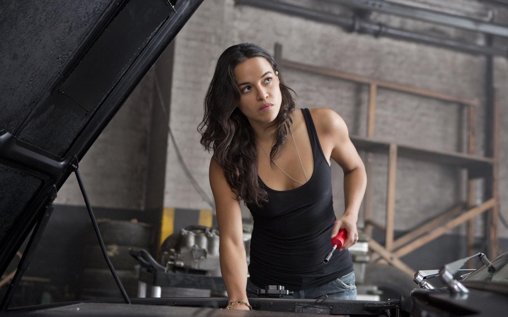 Michelle Rodriguez, Women at work, Sensuality wallpapers, Movie star, 1920x1200 HD Desktop