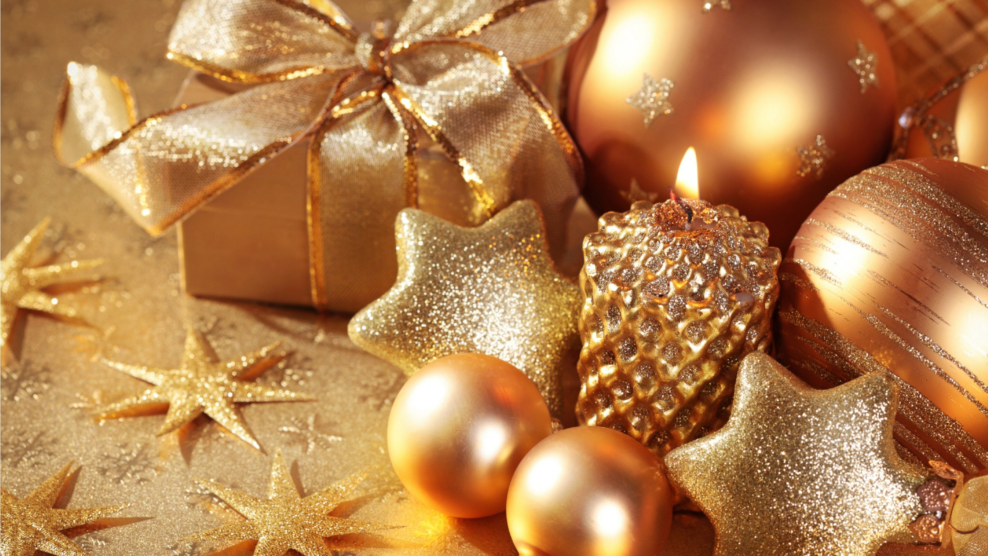 Gold decorations, Festive holidays, Candlelight glow, Elegant atmosphere, 3840x2160 4K Desktop