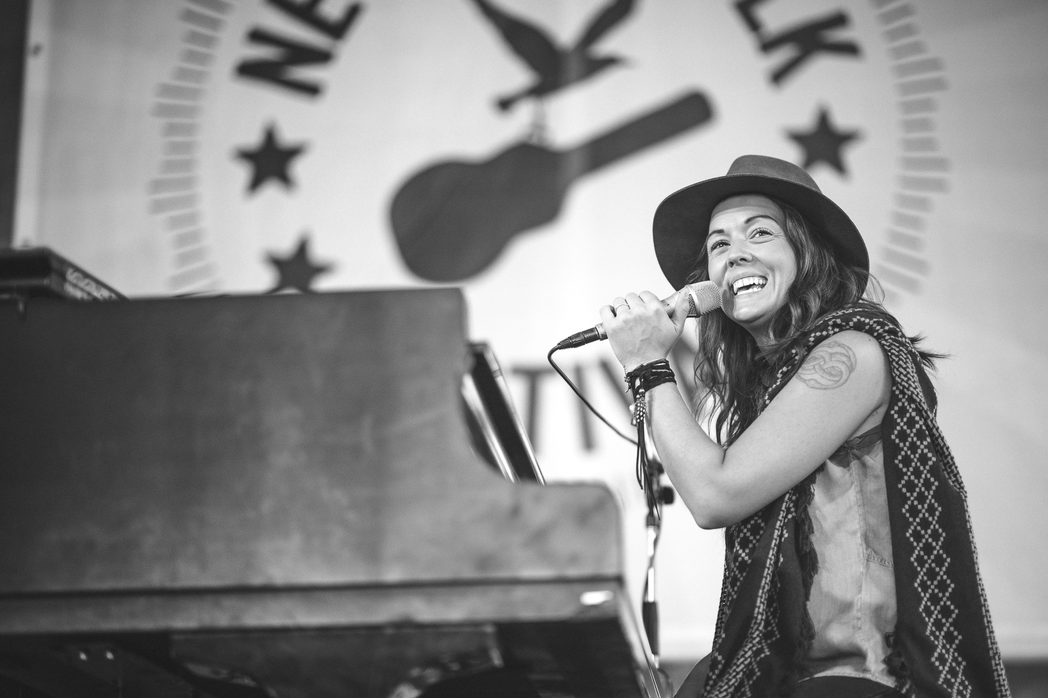 Brandi Carlile, Newport Folk Festival set, NPR, Live performance, 2050x1370 HD Desktop