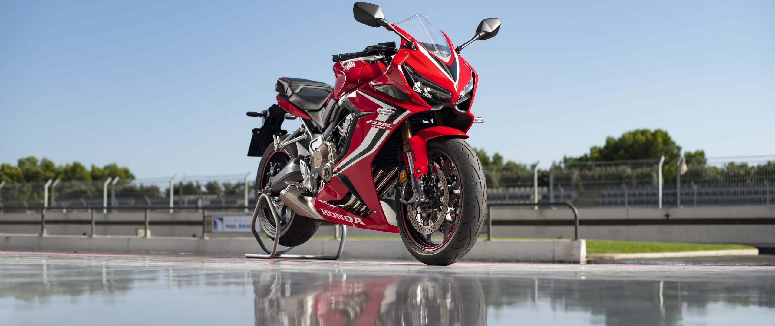 Honda CBR650R, Sporty ride, 2019 Wallpaper, Cutting-edge technology, 2560x1080 Dual Screen Desktop