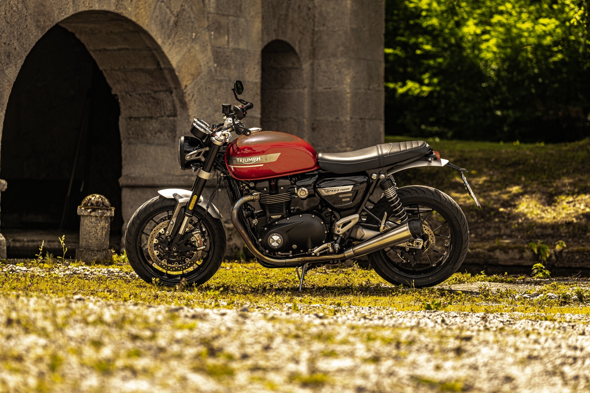 Triumph Speed Twin, Kawasaki Z900RS, Yamaha XSR900, Retro bike vergleich, 2050x1370 HD Desktop