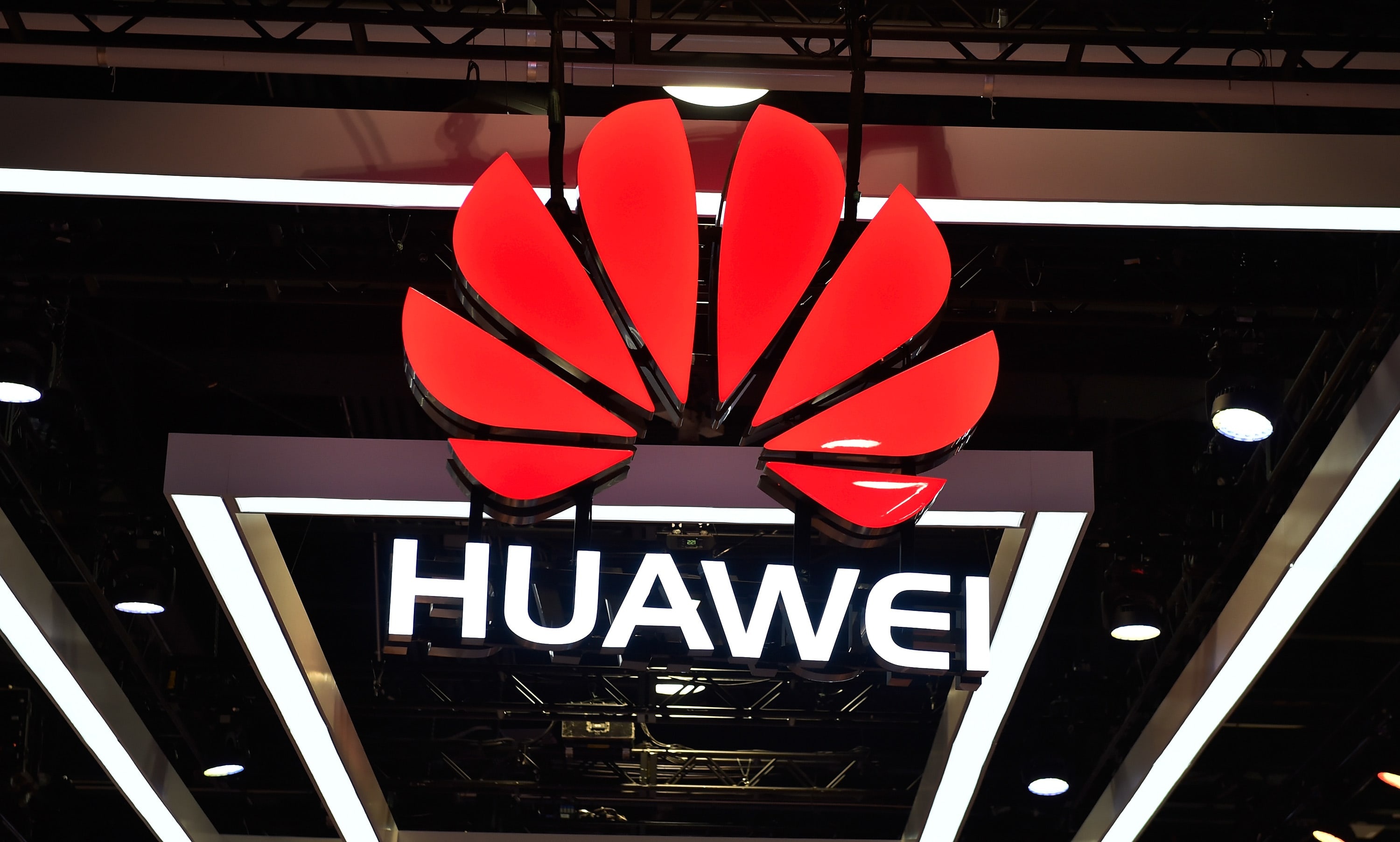 HUAWEI Logo, Lawsuit against US, Summary judgement, Legal proceedings, 3000x1810 HD Desktop