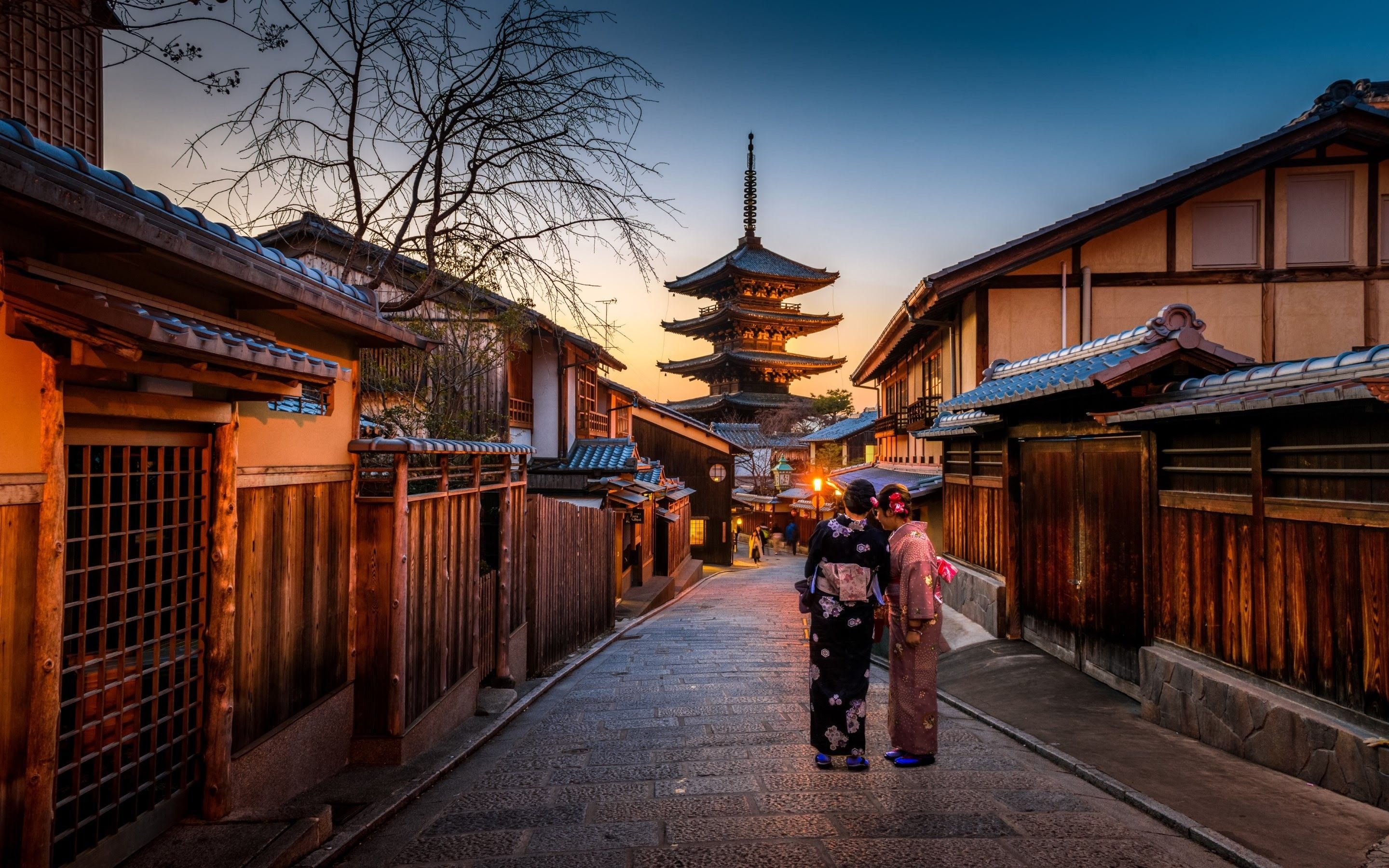 Kyoto, Fall wallpapers, Japan, Seasonal beauty, 2880x1800 HD Desktop