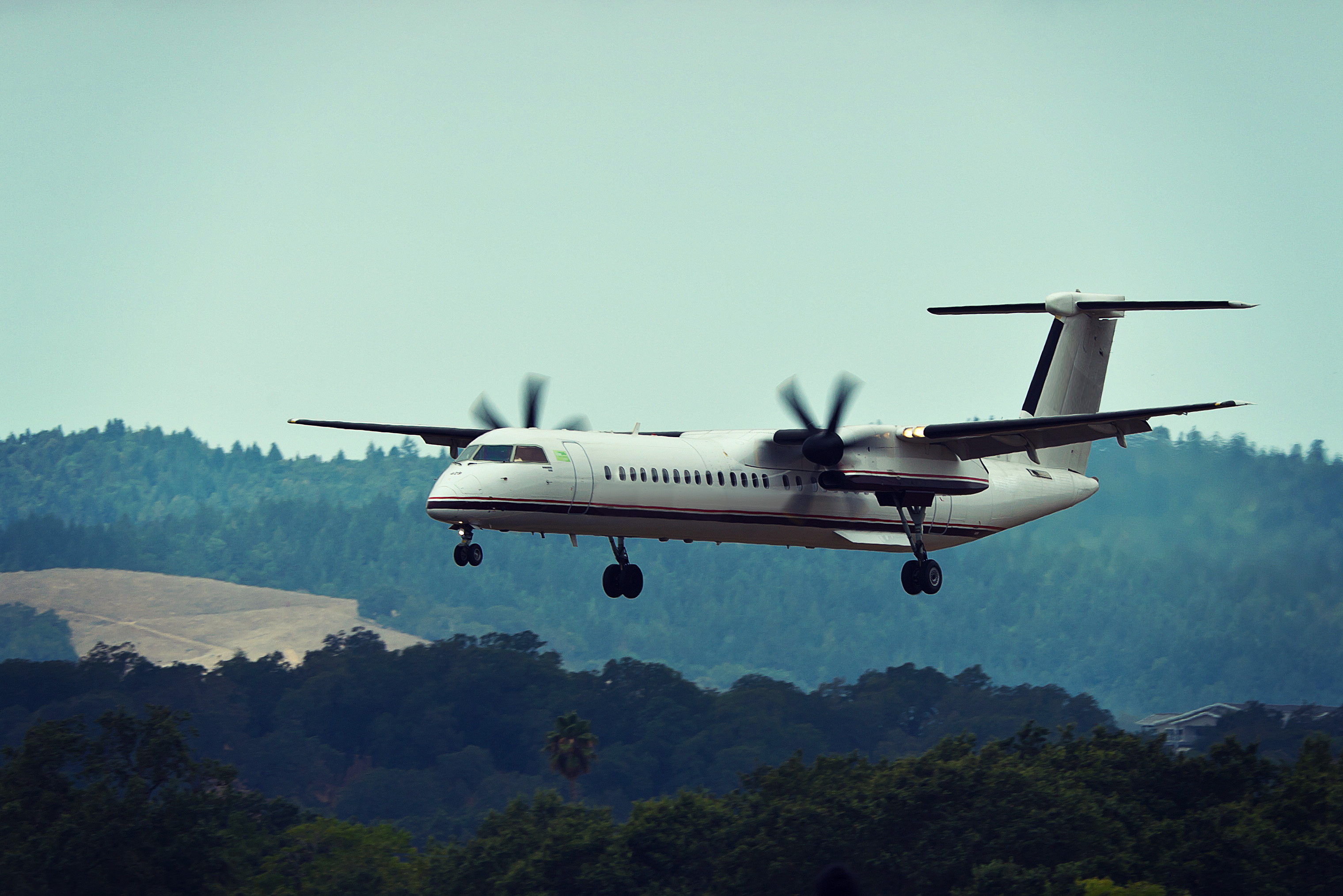 Bombardier Q400 Manual 3040x2030