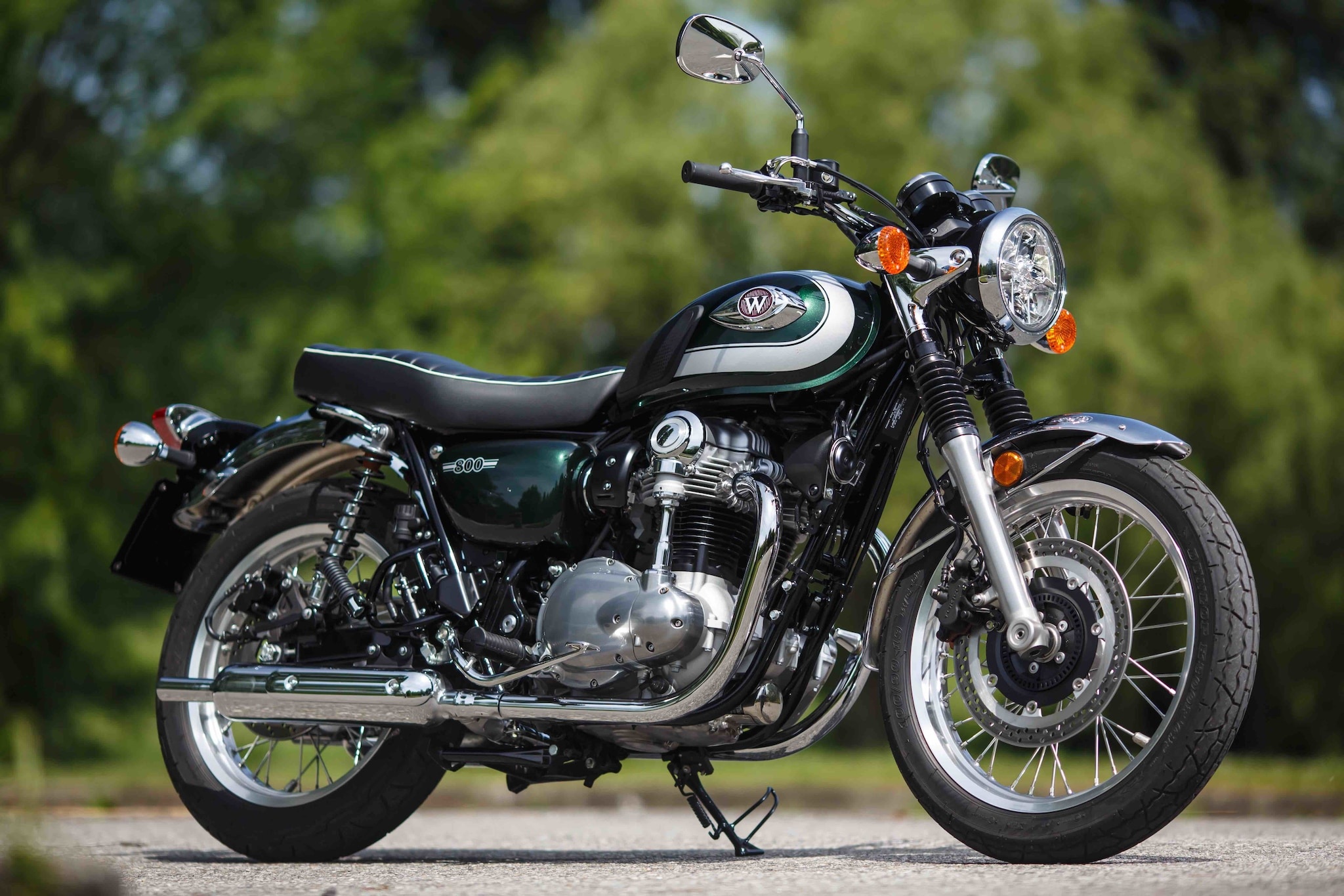 Kawasaki W800, Sottoesame news, Classic elegance, Motorcycle mastery, 2050x1370 HD Desktop