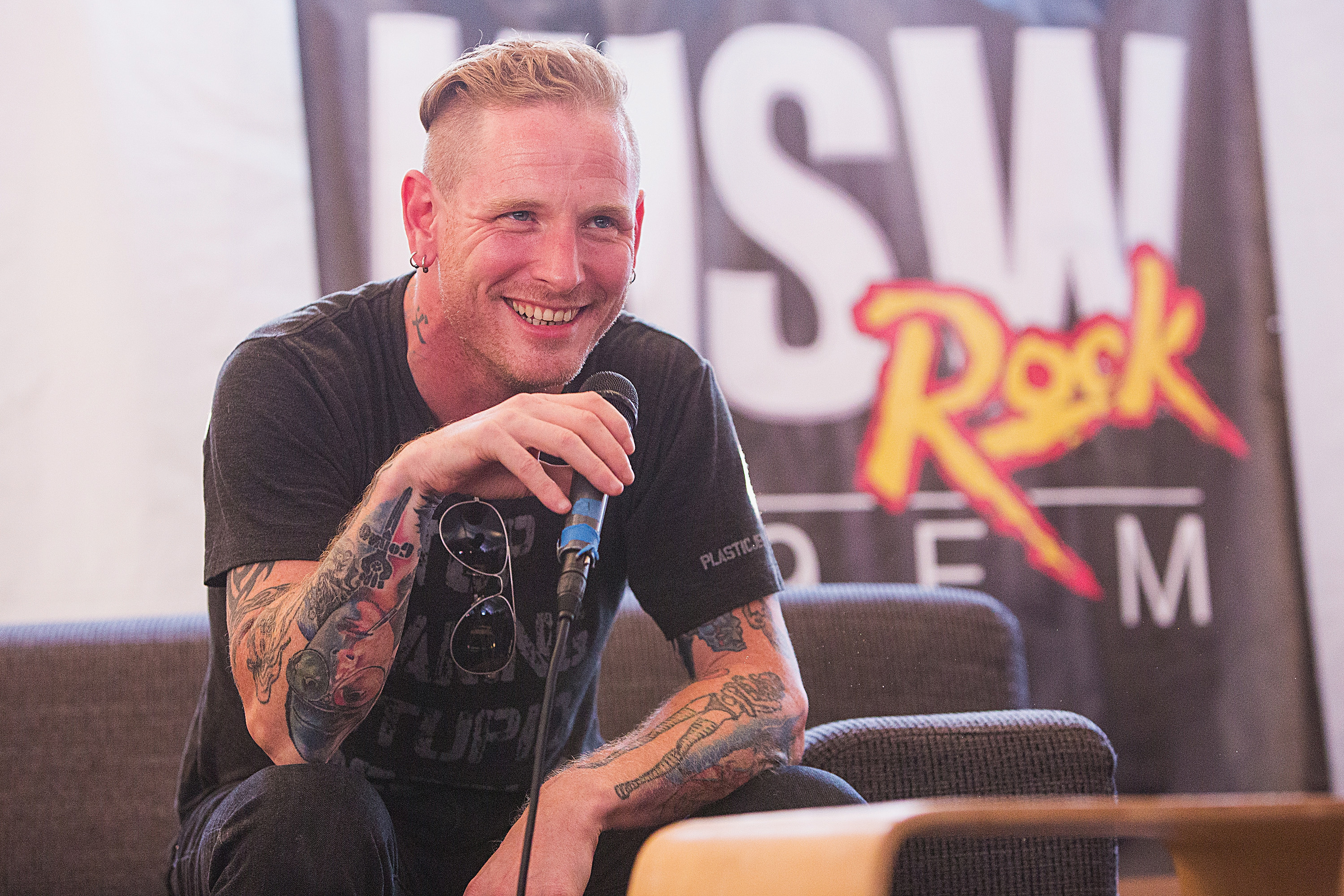 Corey Taylor, Slipknot's Corey Taylor powerful tribute, Corey Taylor Rolling Stone, 3000x2000 HD Desktop