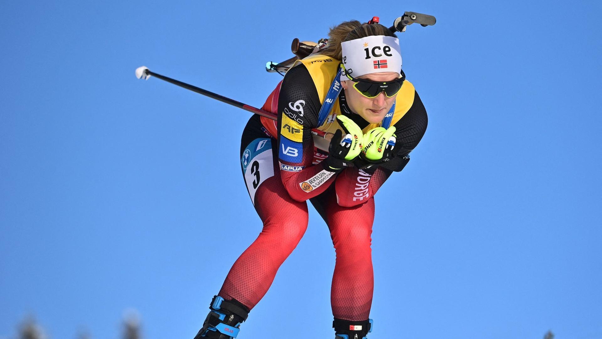 Marte Olsbu Roiseland, Biathlon sprint in Annecy, Hermann, 1920x1080 Full HD Desktop