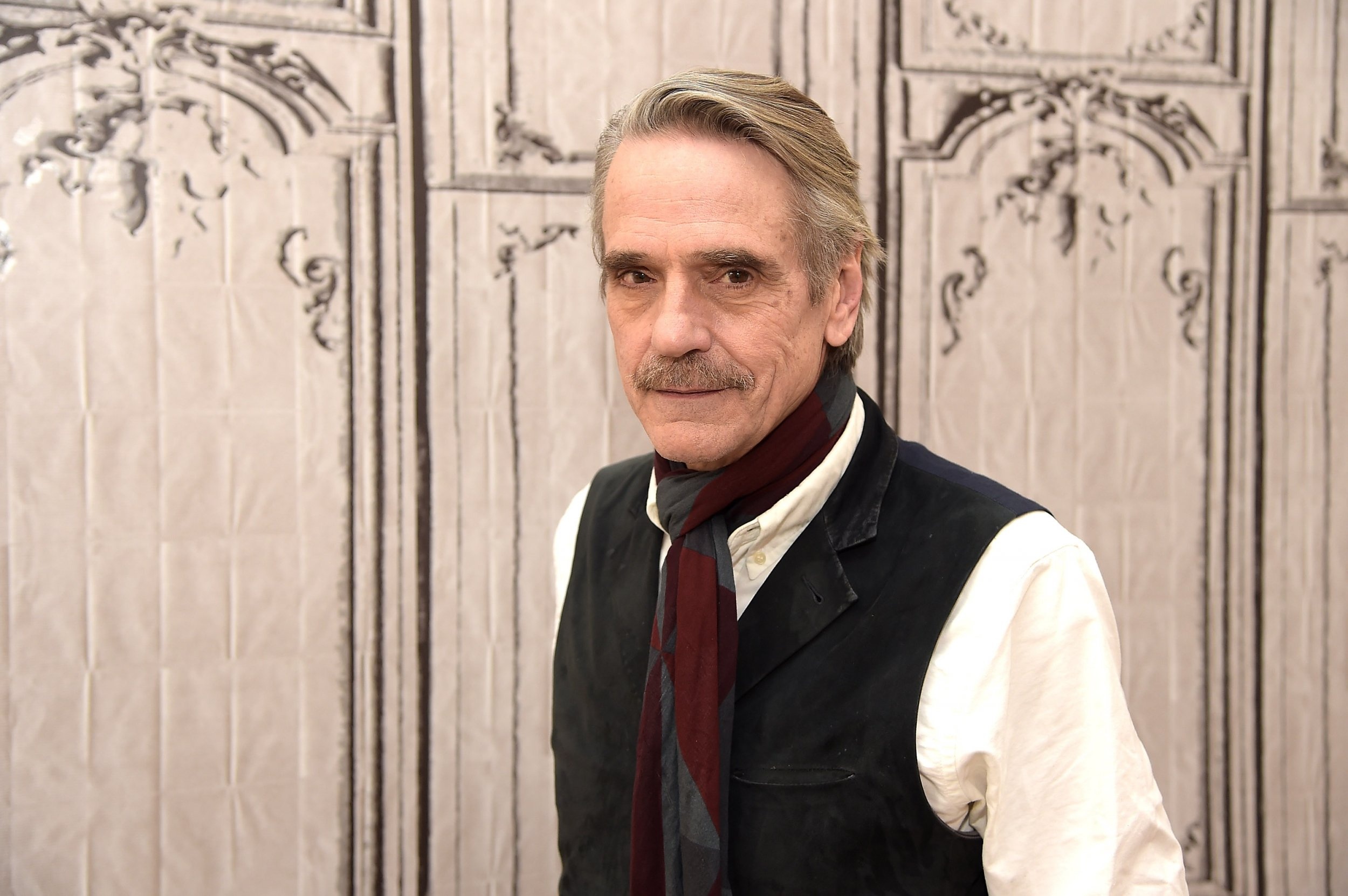 Jeremy Irons, Turn down knighthood, 2500x1670 HD Desktop