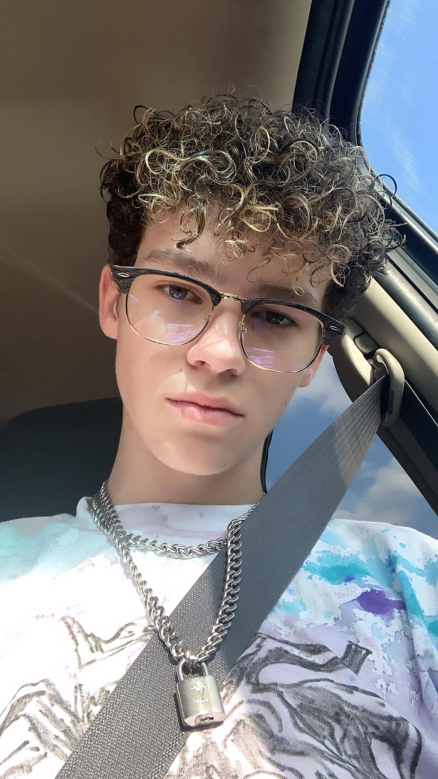 Hayden Summerall, Teen idol, Singer, Actor, 1440x2570 HD Phone