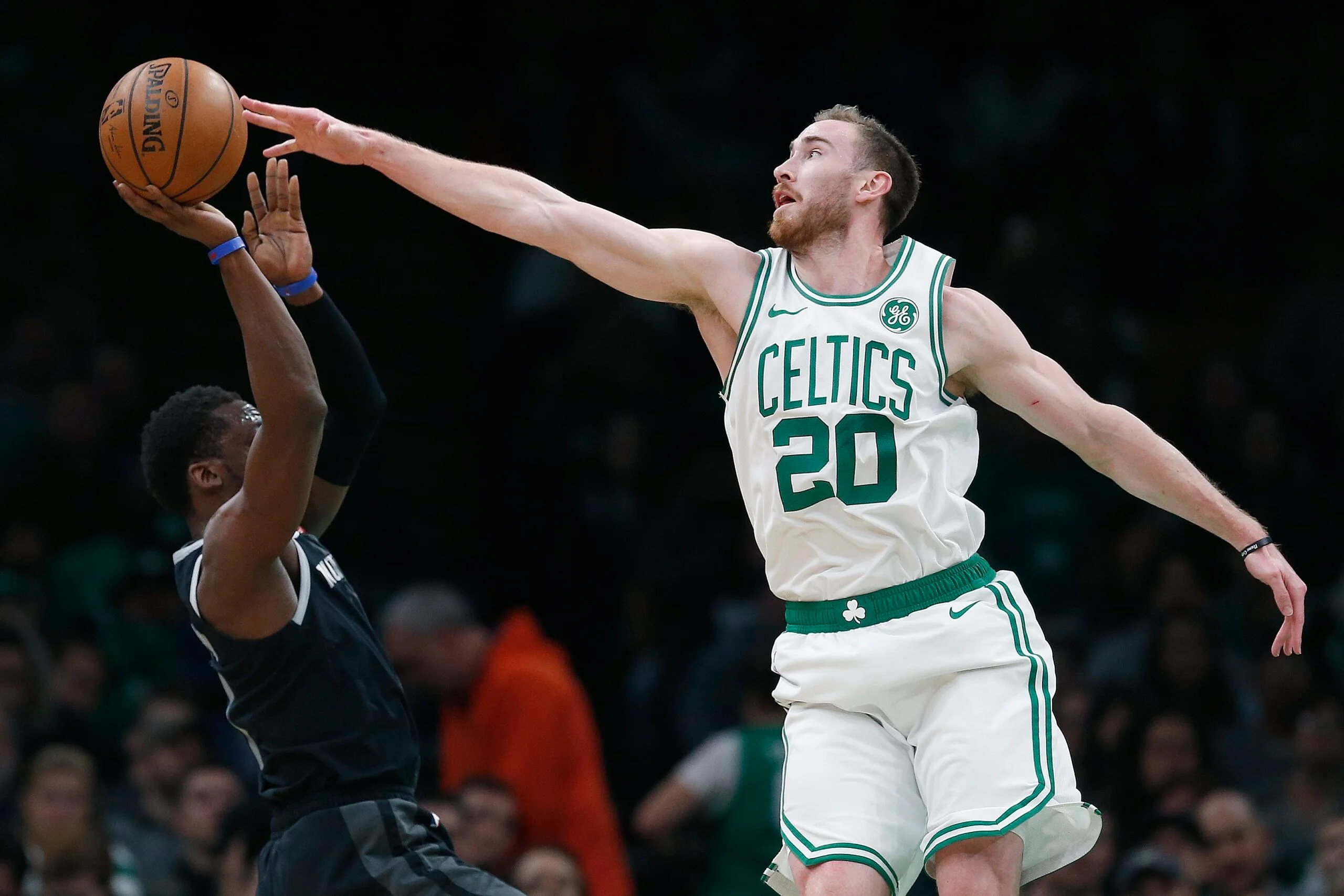 Gordon Hayward, Profile, Sports news updates, 2560x1710 HD Desktop