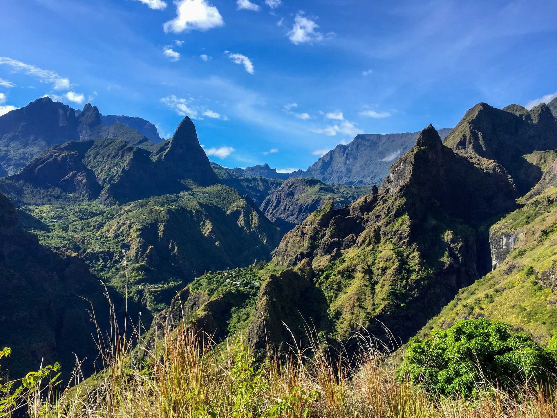 Reunion Island, Great traverse, Kandoo adventures, Island exploration, 1920x1440 HD Desktop