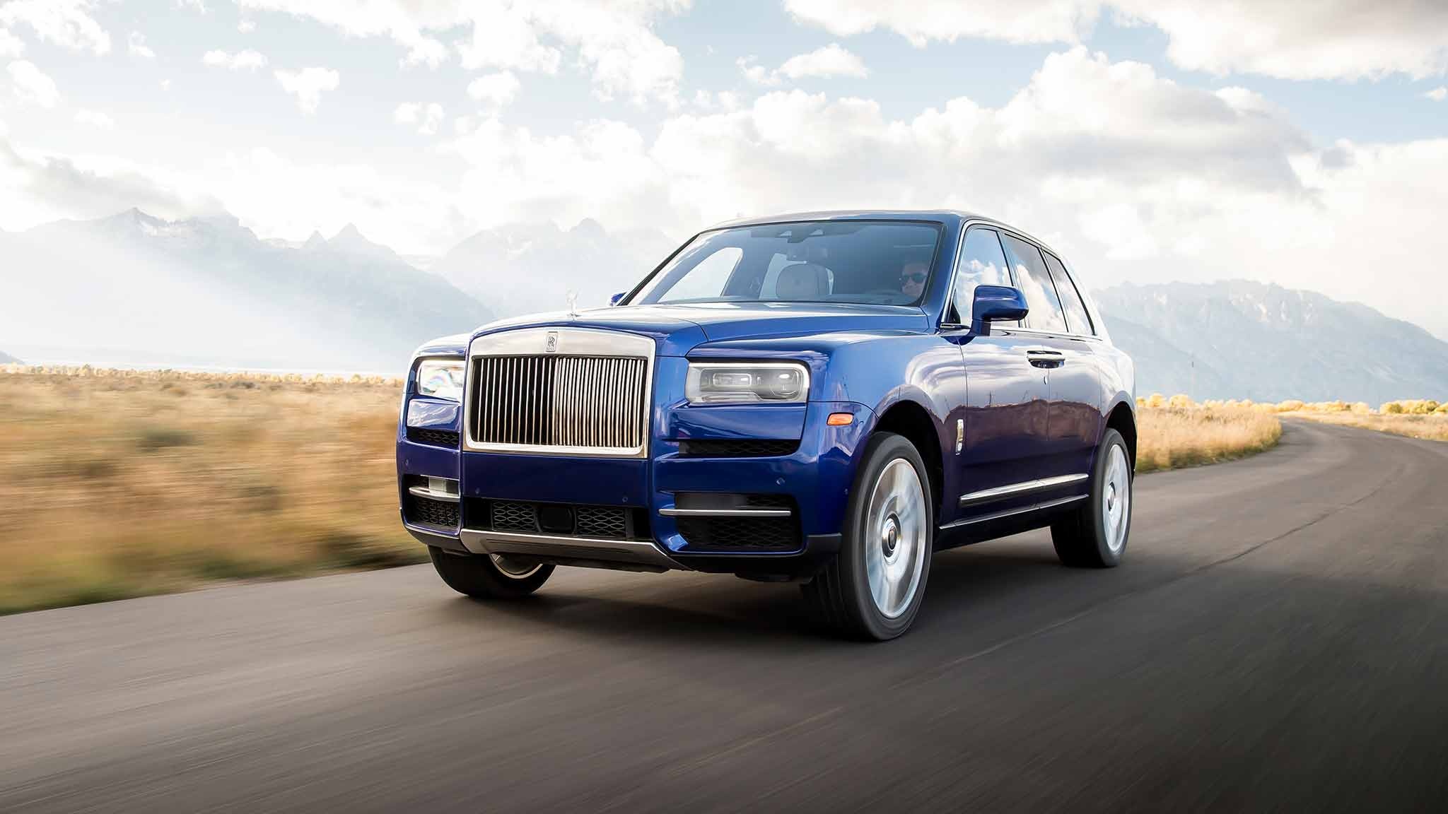 Rolls-Royce Cullinan, Luxury SUV, Elegance and power, Latest model, 2050x1160 HD Desktop