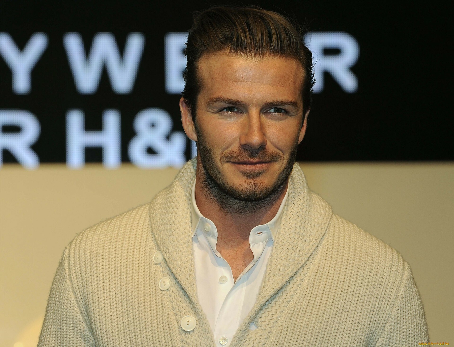 David Beckham, Football-themed wallpaper, Iconic athlete, Social media post, 1920x1470 HD Desktop