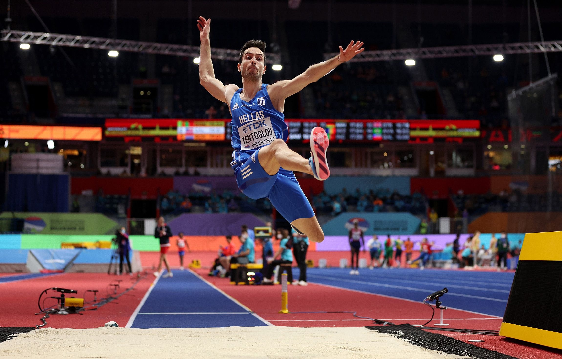 2022 World Athletics Indoor Championships, Long Jump Wallpaper, 2300x1470 HD Desktop