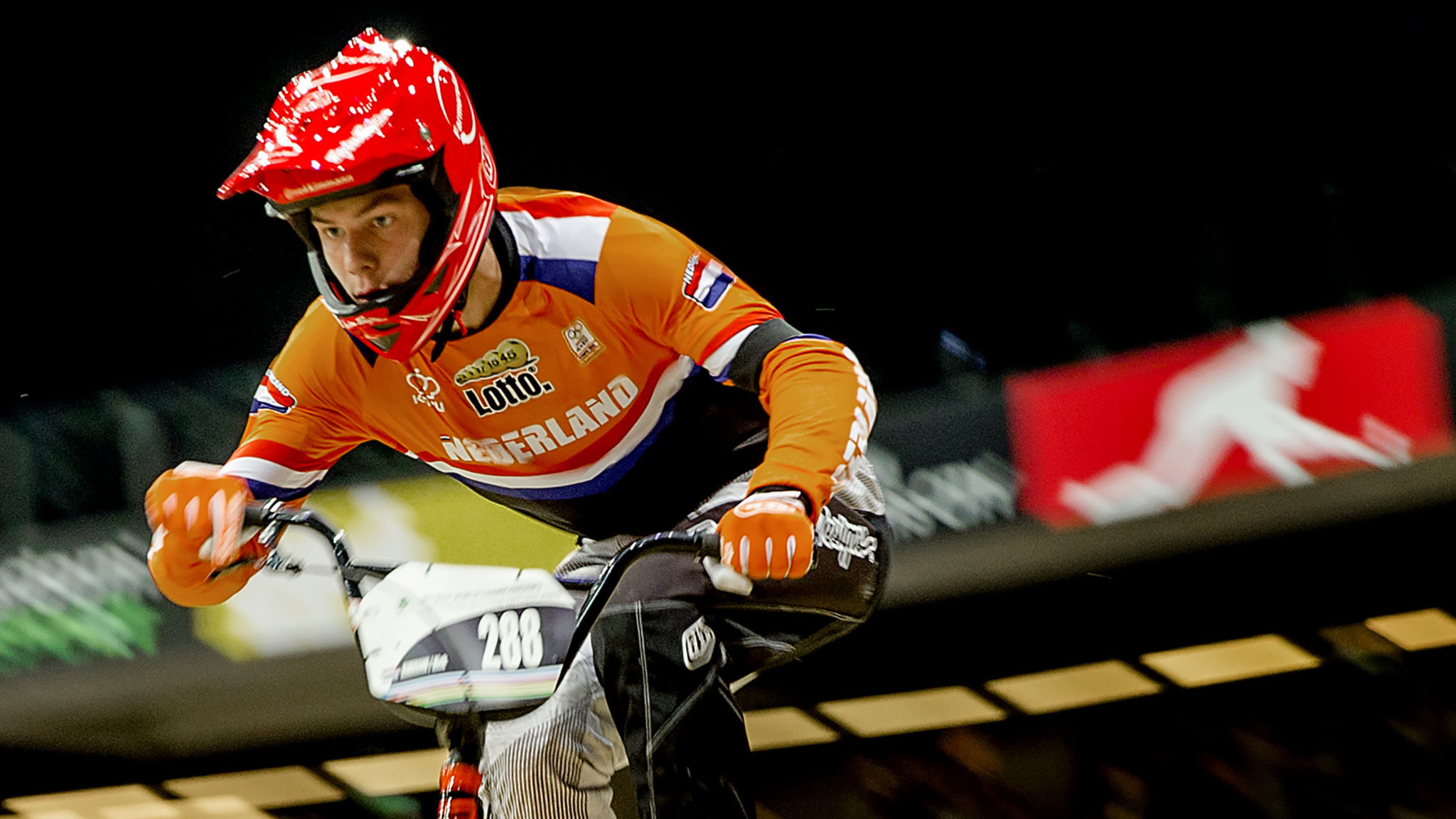 Niek Kimmann, Surprise gold medal, Dominant performance, BMX triumph, 2050x1160 HD Desktop