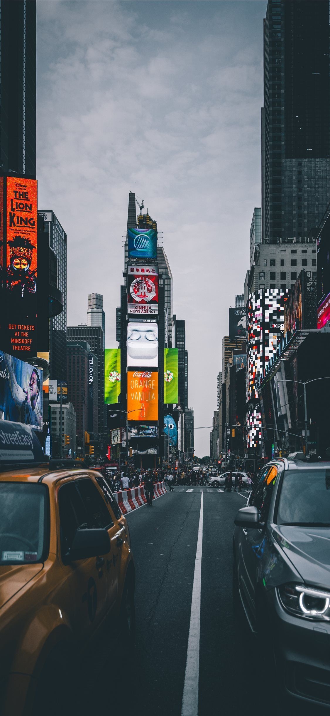 Times Square, Bright lights, Bustling crowds, Iconic landmark, 1130x2440 HD Phone