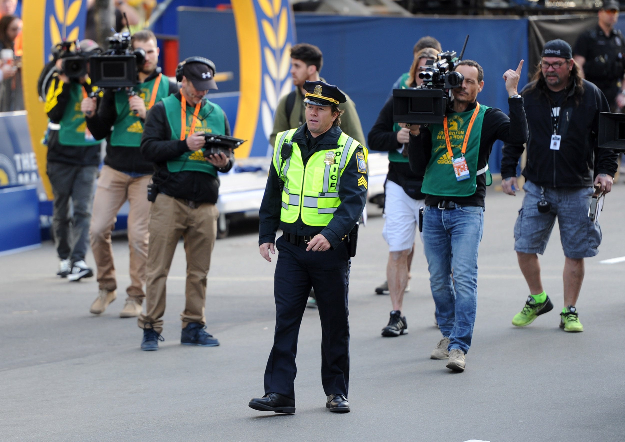 Patriots Day film scene, Mark Wahlberg's performance, Boston Marathon finish line, Emotional resonance, 2500x1770 HD Desktop