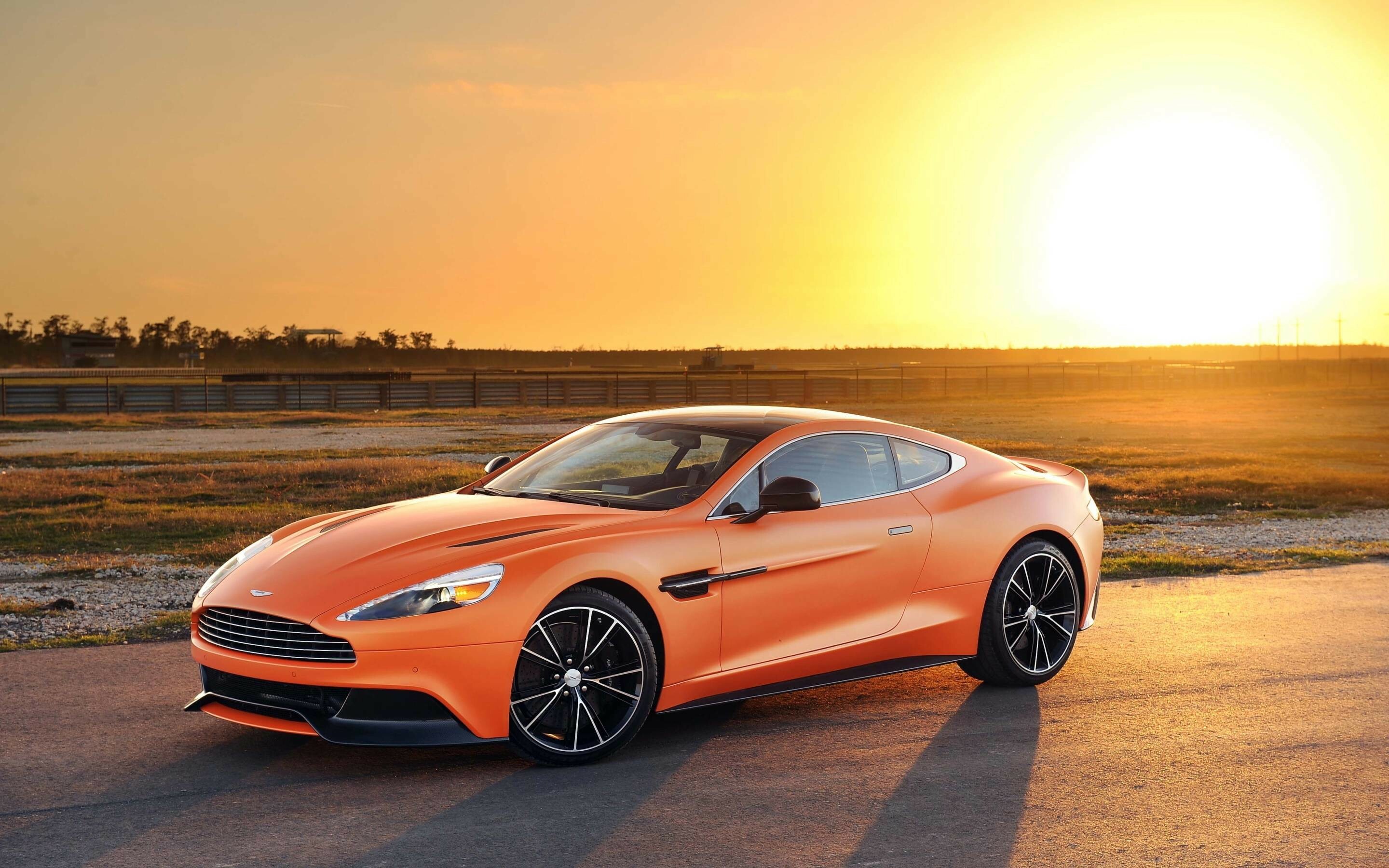 Aston Martin Vantage, Captivating wallpaper, Striking image, Automotive excellence, 2880x1800 HD Desktop