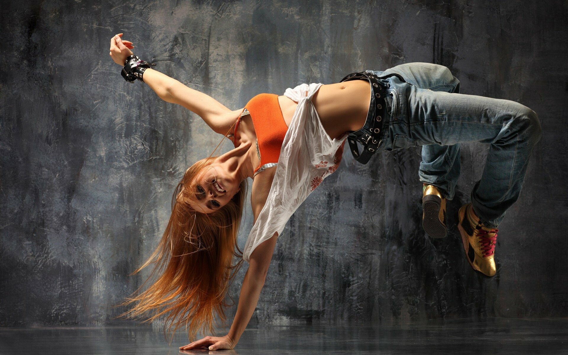 Street dancer, Dance Wallpaper, 1920x1200 HD Desktop