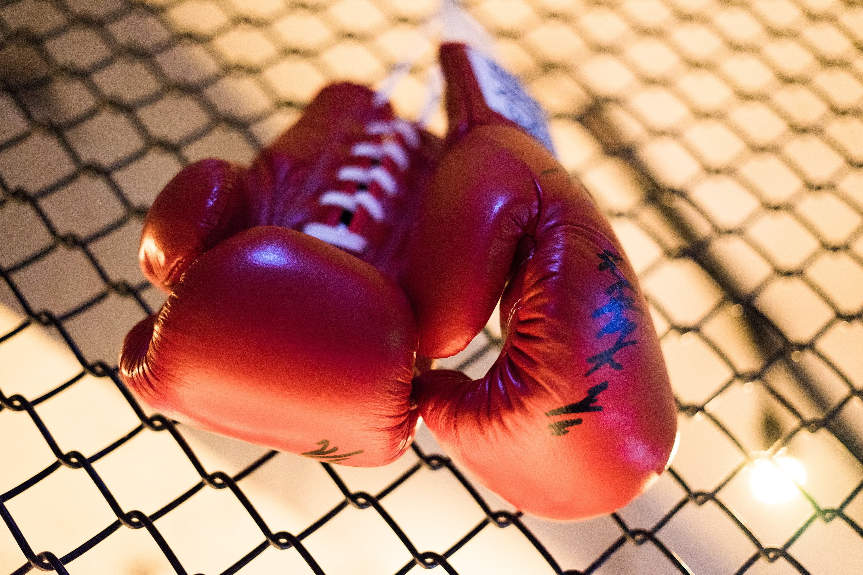 Hanging boxing gloves, Unique photography, Tilt-shift lens, Dynamic image, 3000x2000 HD Desktop