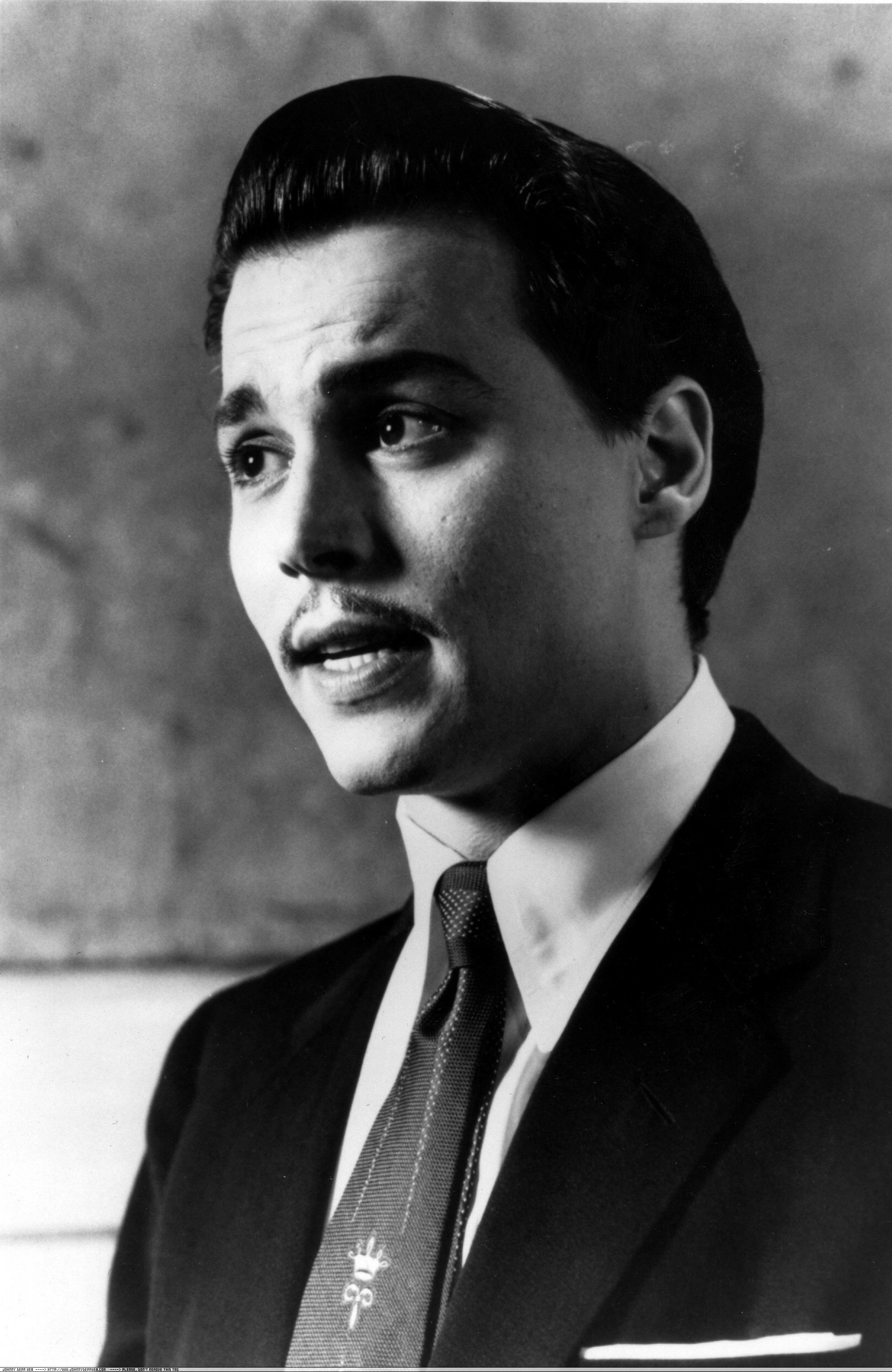 Ed Wood, Unique filmmaking, Quirky characters, Captivating performances, 1630x2500 HD Phone