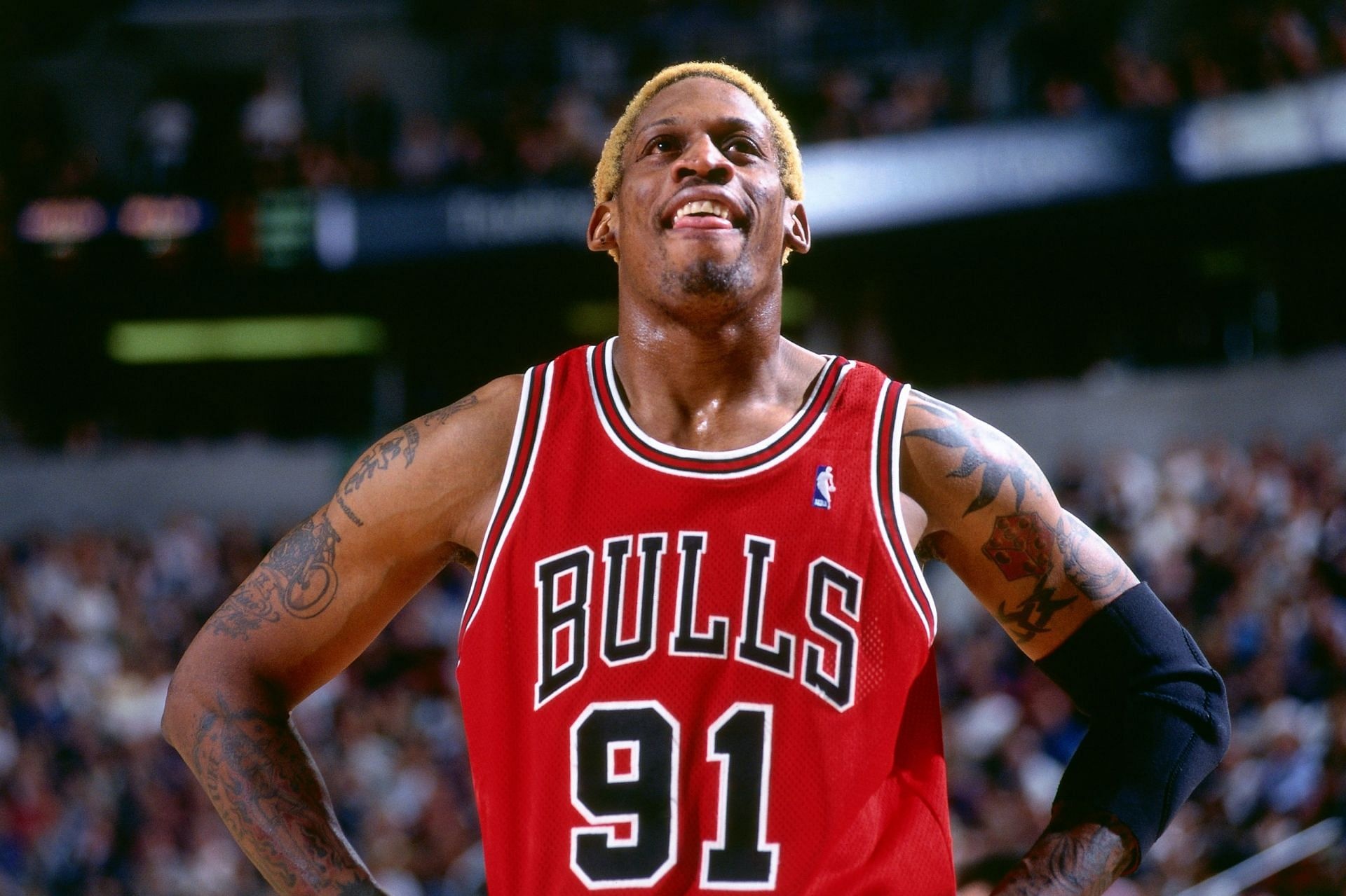 Dennis Rodman, NBA superstar trio, Unconventional personality, 1920x1280 HD Desktop