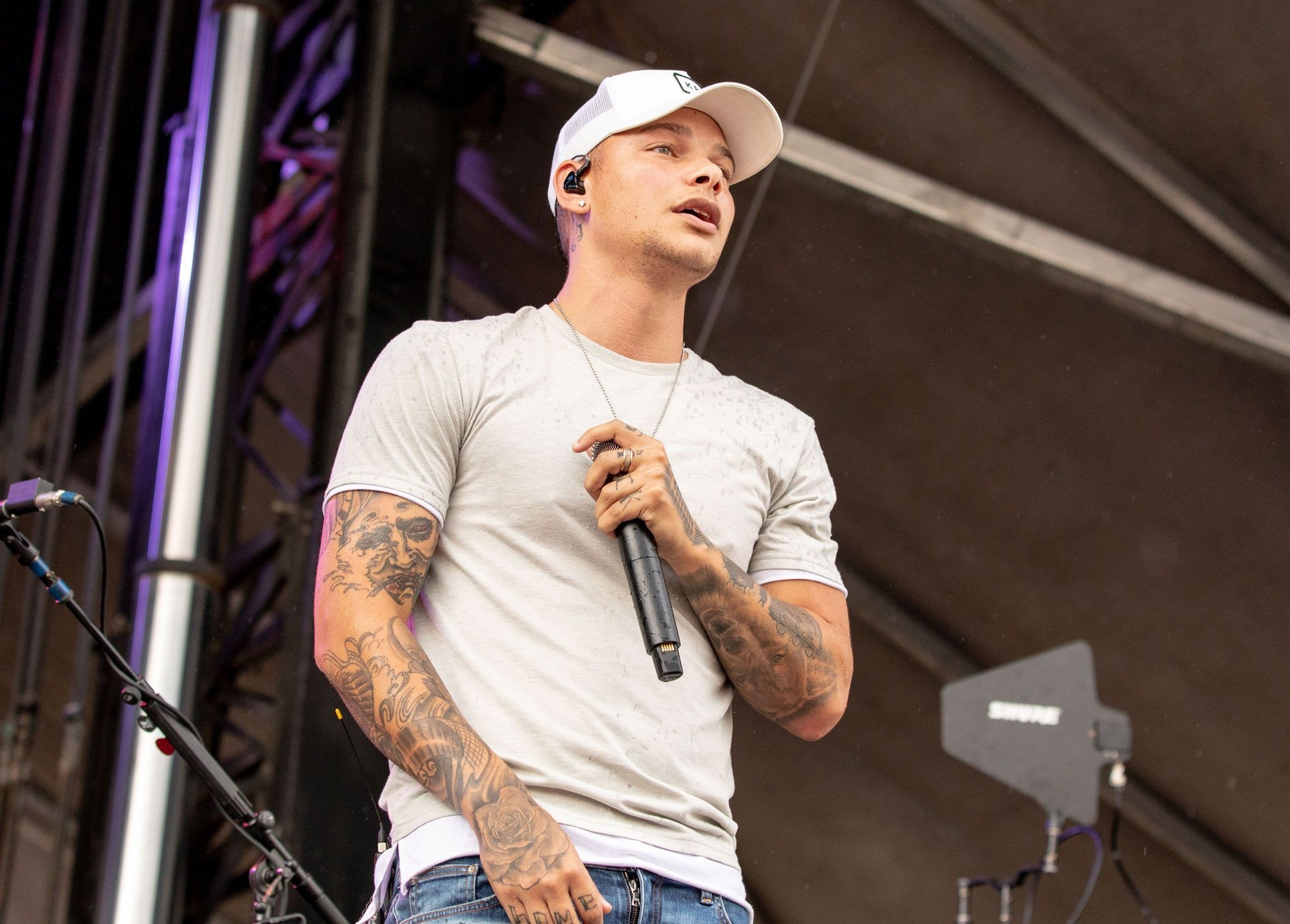 Kane Brown, Music, Kane Brown new song, Weekend, 2000x1440 HD Desktop