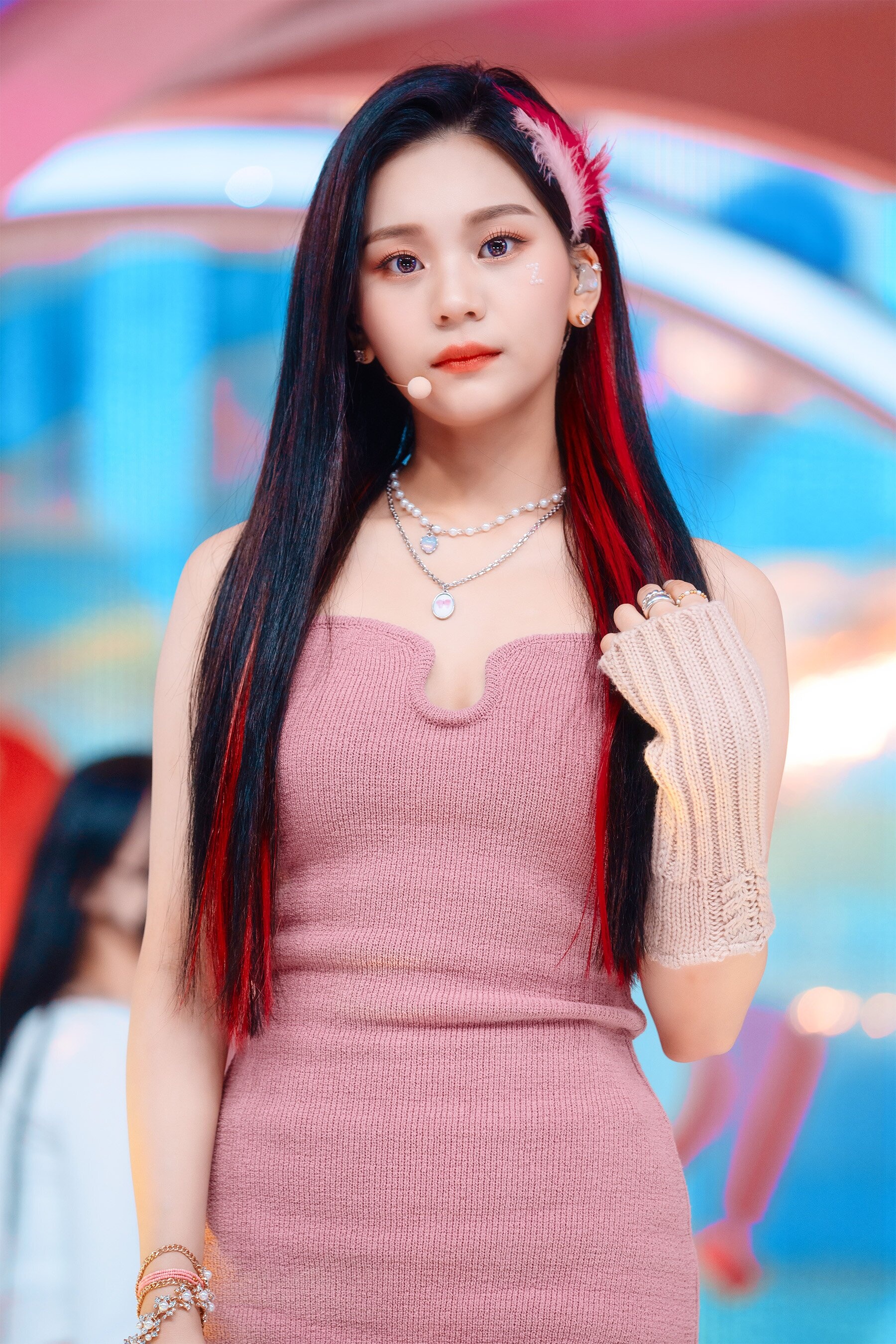 Umji, Music artist, February 20, 2022, Viviz Umji, 1800x2700 HD Phone