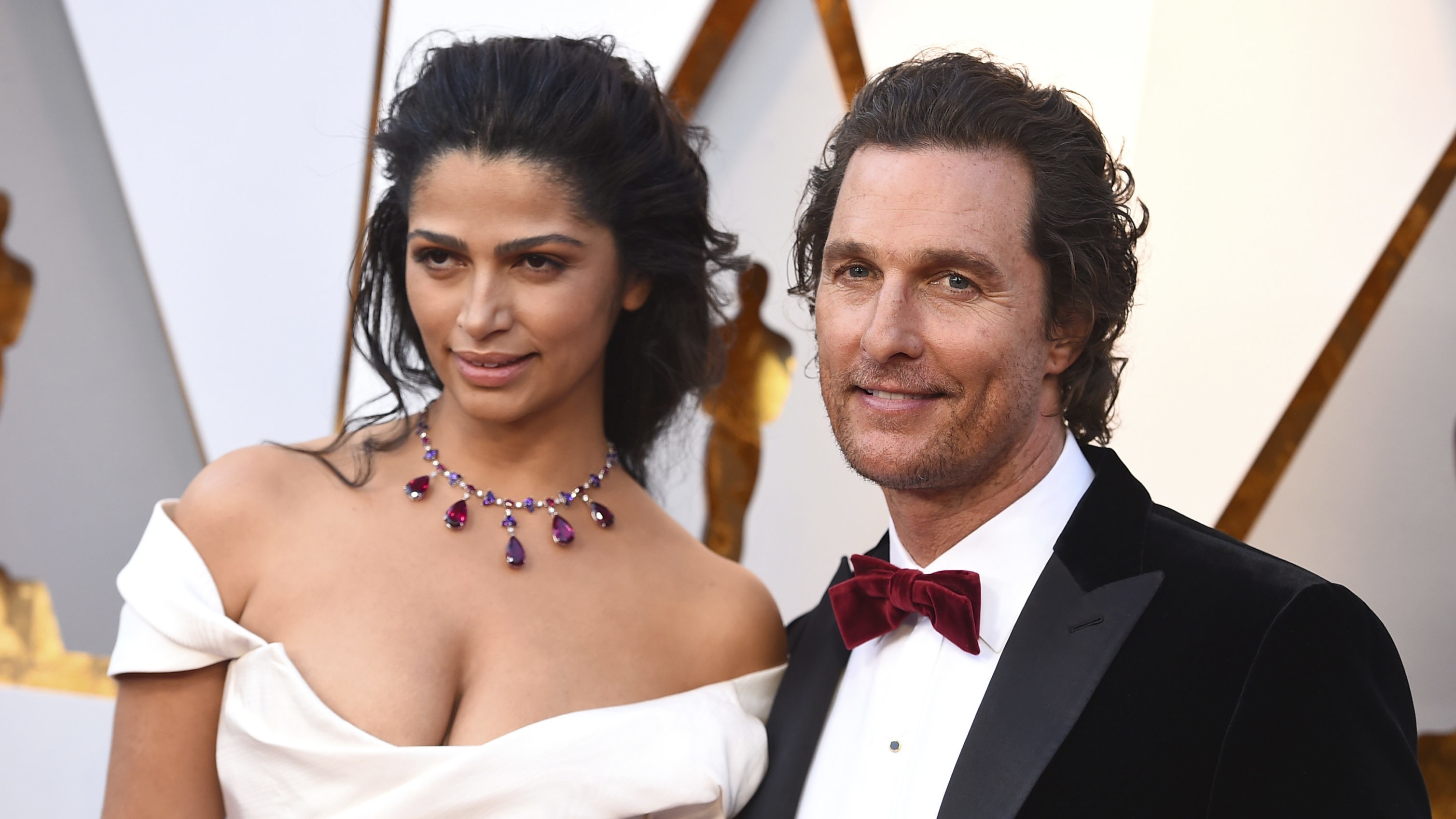 Camila Alves, Matthew McConaughey sein, Beim sex Matthew, Sein vater starb, 3020x1700 HD Desktop