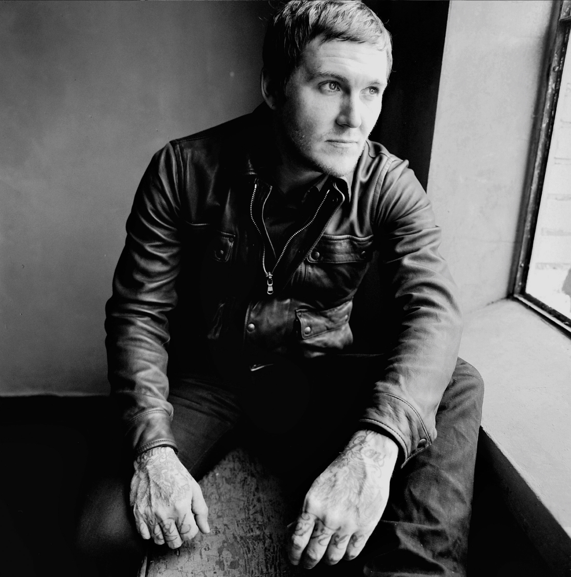 Brian Fallon music, Gaslight Anthem's frontman, Solo debut, Rock savior, 2000x2020 HD Phone