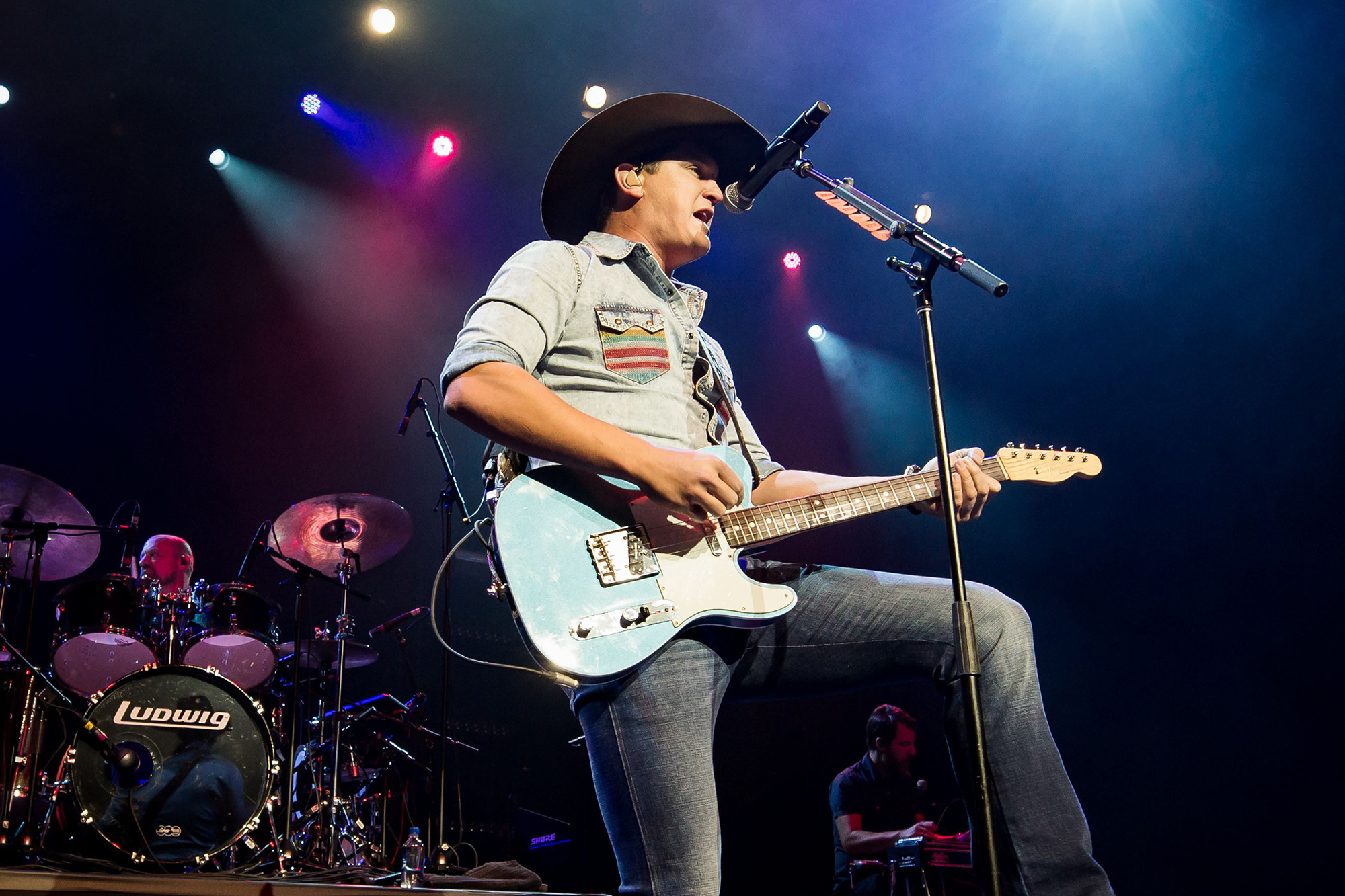 Jon Pardi Previews New Album 'Heartache Medication' With Twangy Title Track Rolling Stone 2000x1340