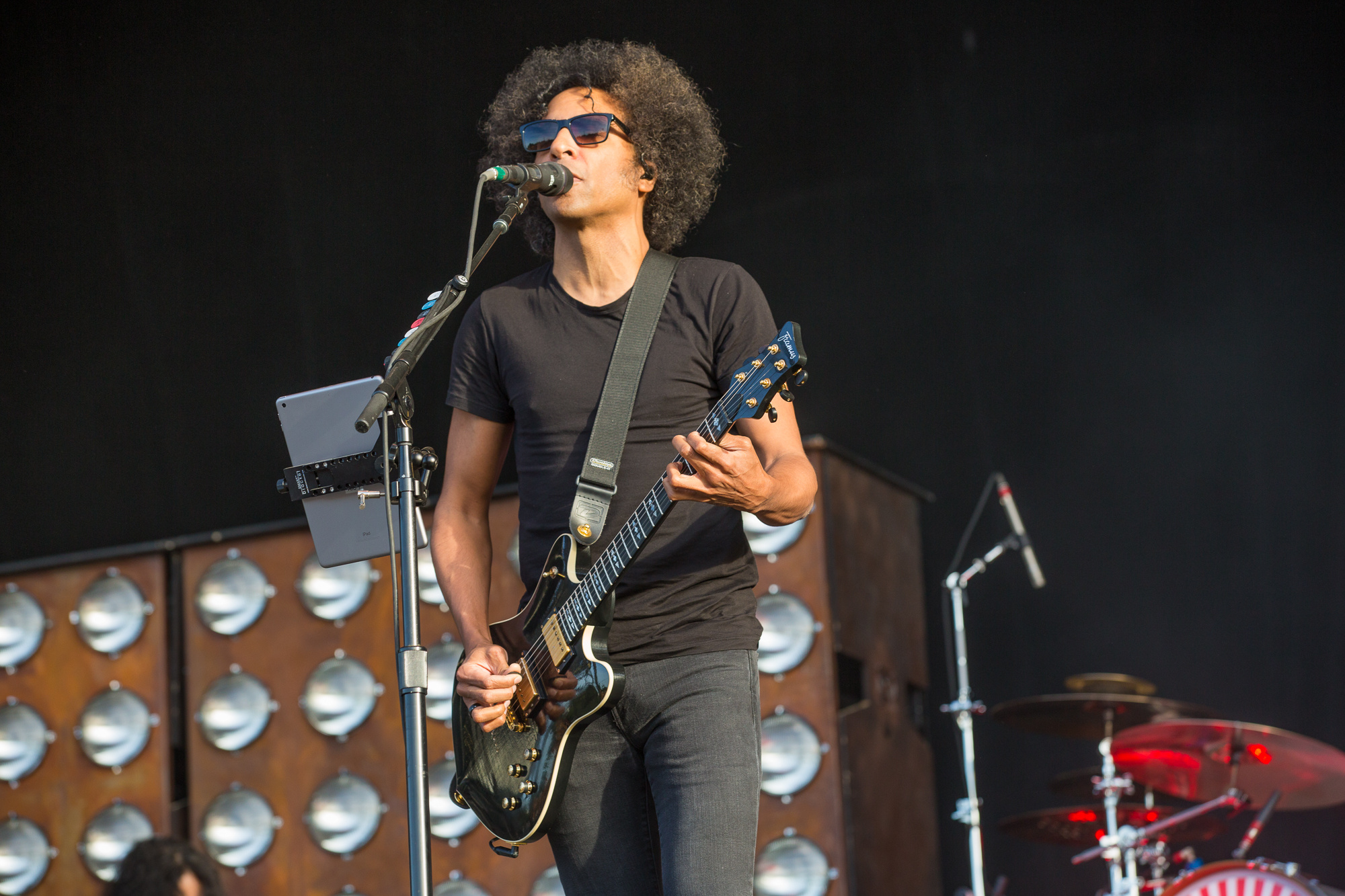 William Duvall, Songwriting achievement, Alice in Chains vocalist, Music industry, 2000x1340 HD Desktop