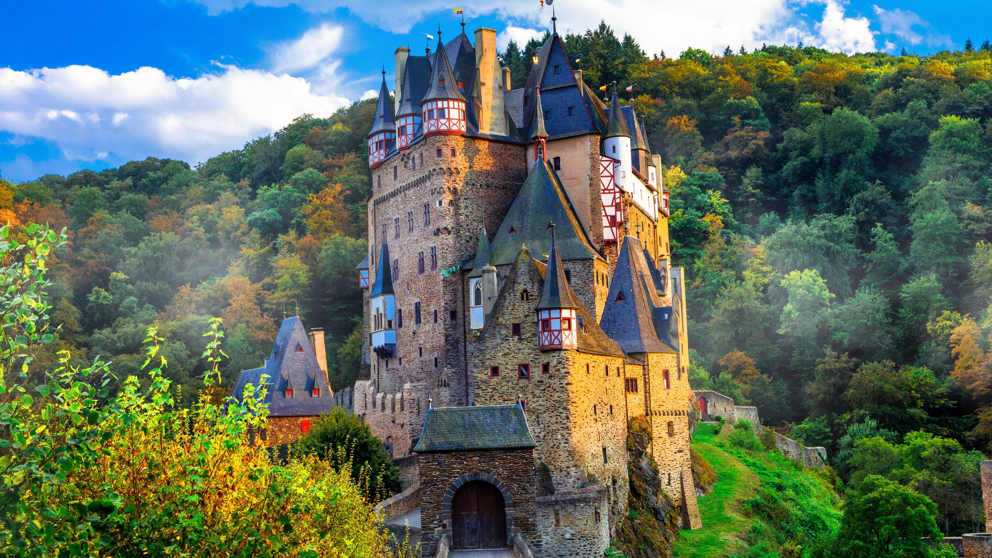 Eltz Castle, History Wallpaper, 3840x2160 4K Desktop