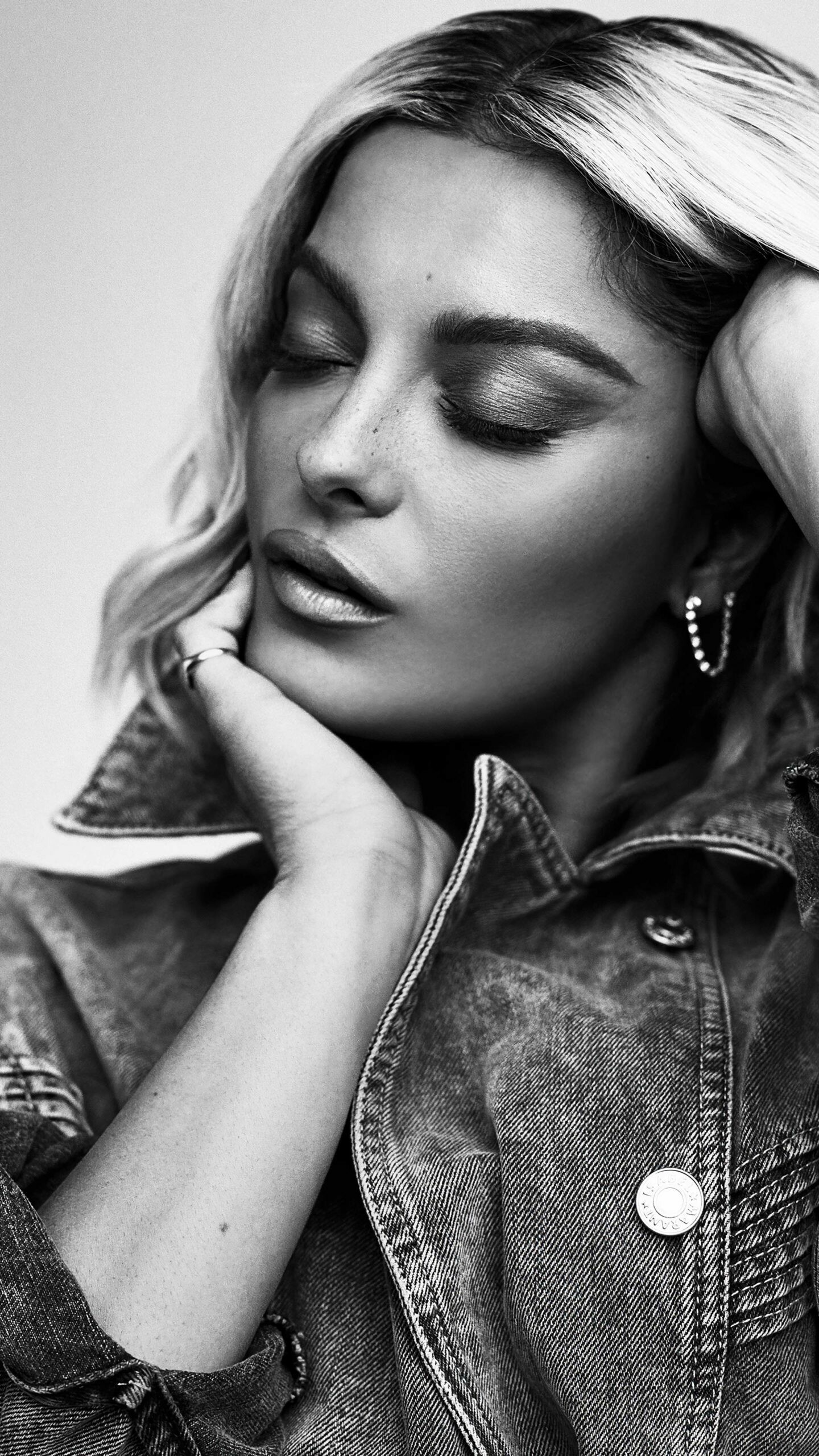 Bebe Rexha, Monochrome 4K, Ultra HD mobile wallpaper, 1440x2560 HD Phone