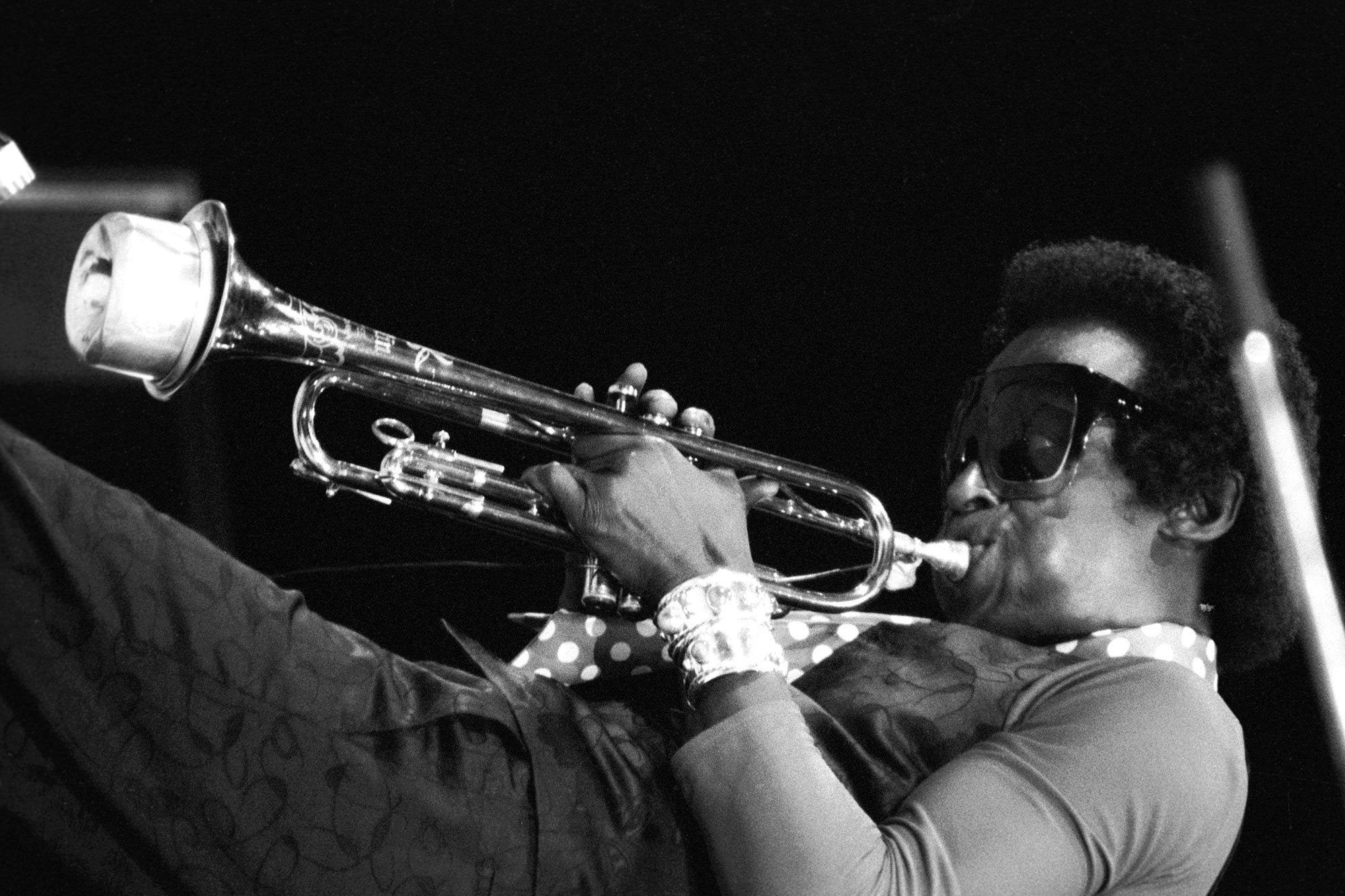 Miles Davis, Boldest heights, The New Yorker, 2000x1340 HD Desktop